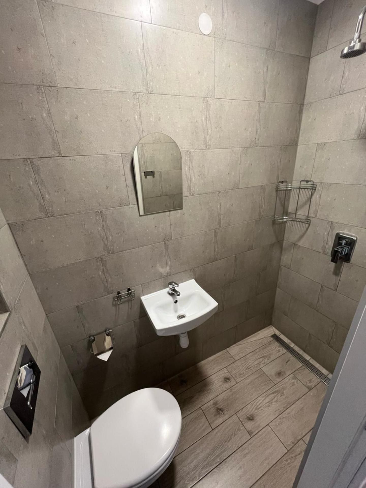 Single Room With Private Bathroom