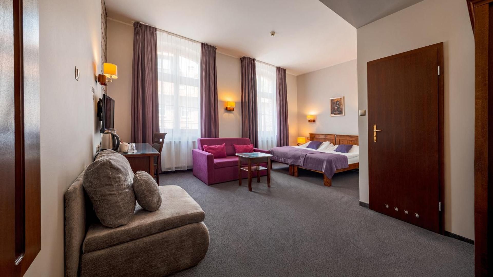 Deluxe Double or Twin Room