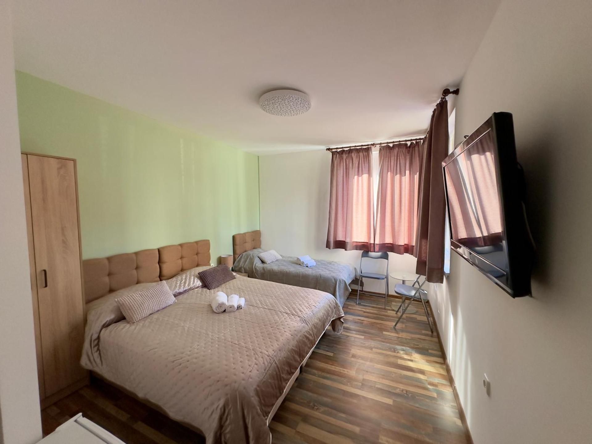 Triple Room