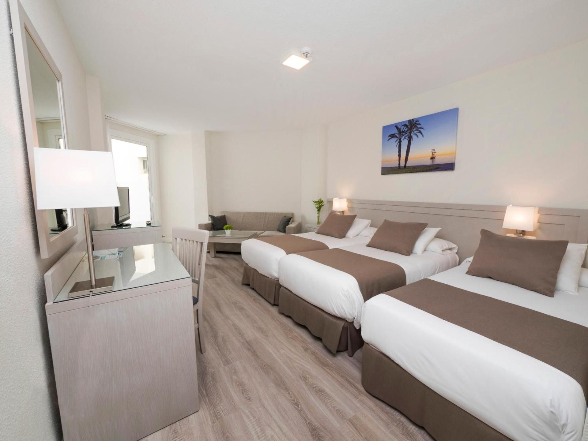 Hotel Helios - Almunecar