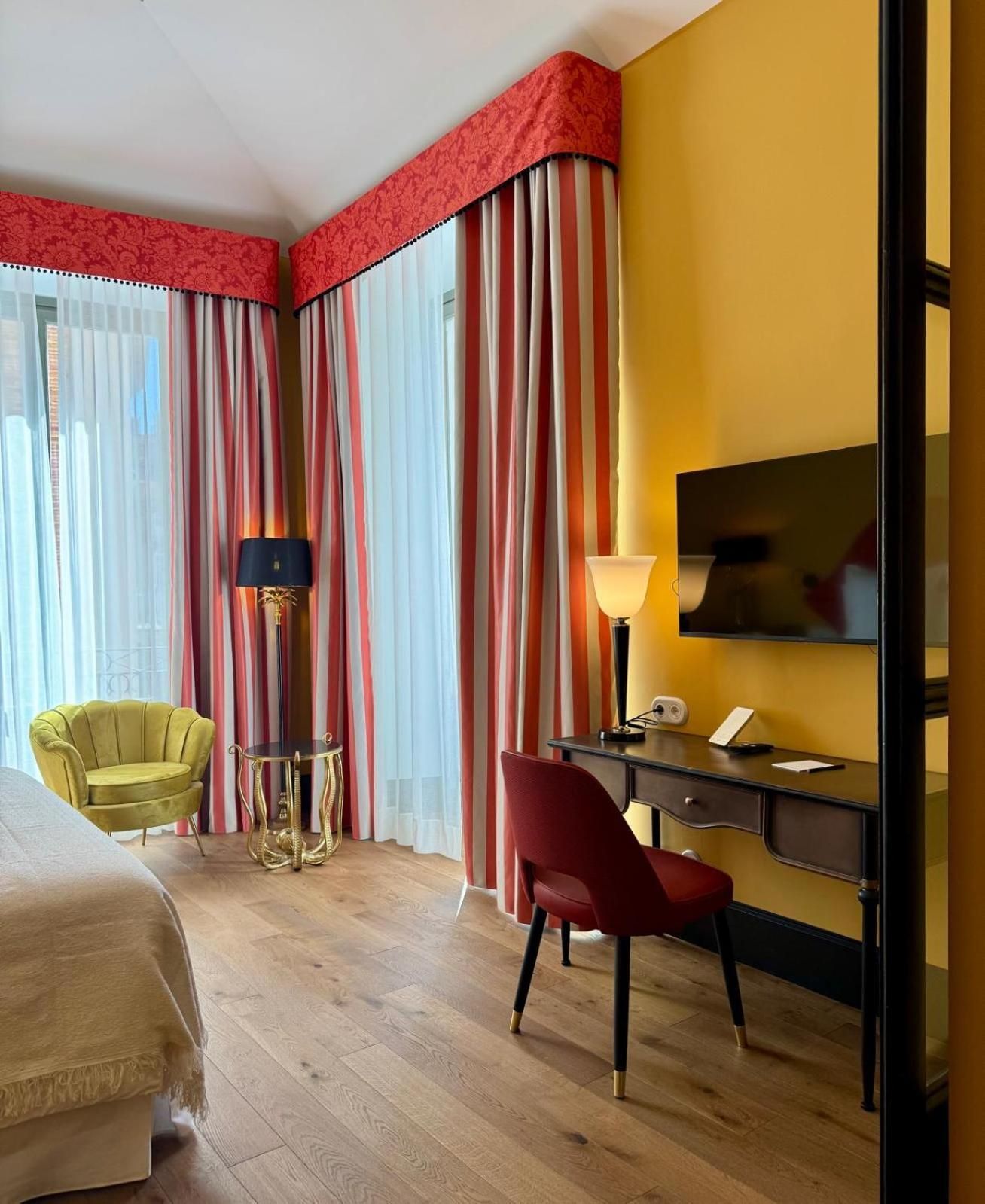 Suite with Balcony