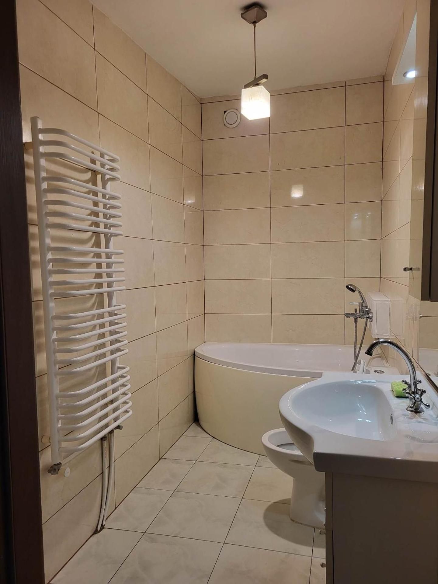 Quadruple Room with Private Bathroom