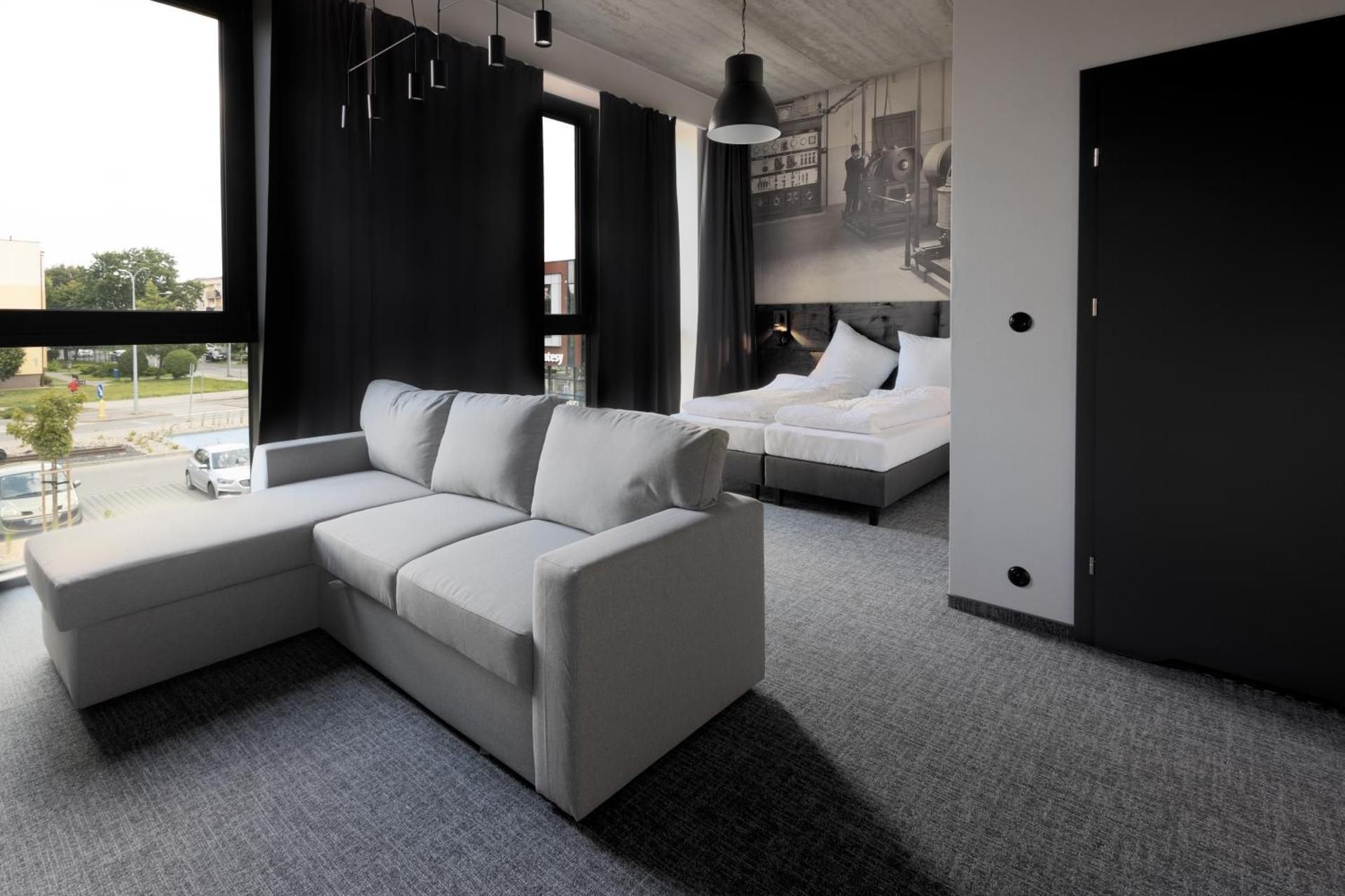 One-Bedroom Deluxe Apartment