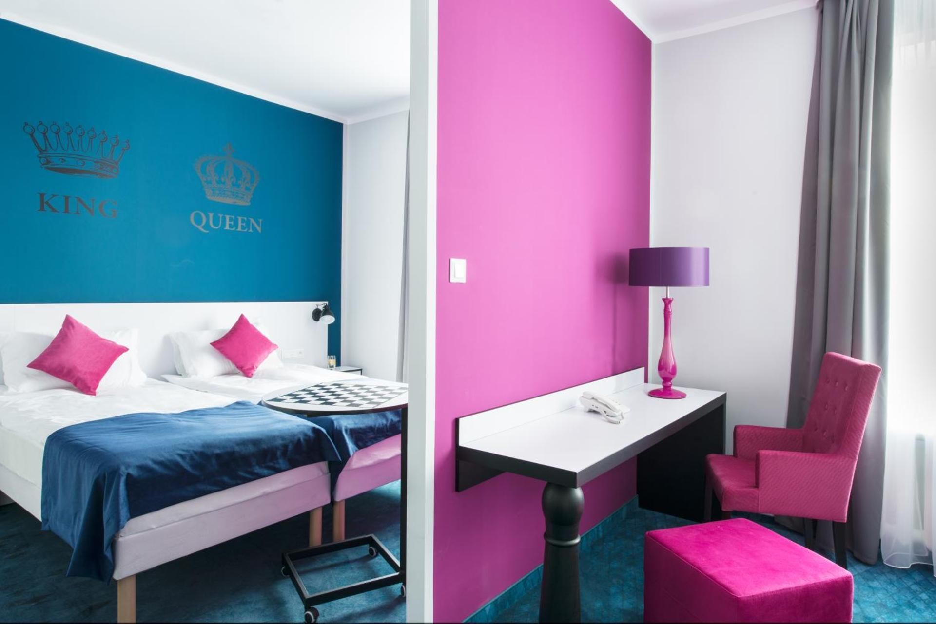 Standard Room with 2 Single beds and Sofa