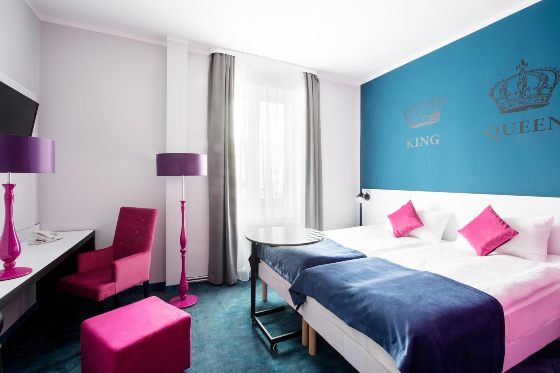 Standard Room with 2 Single Beds