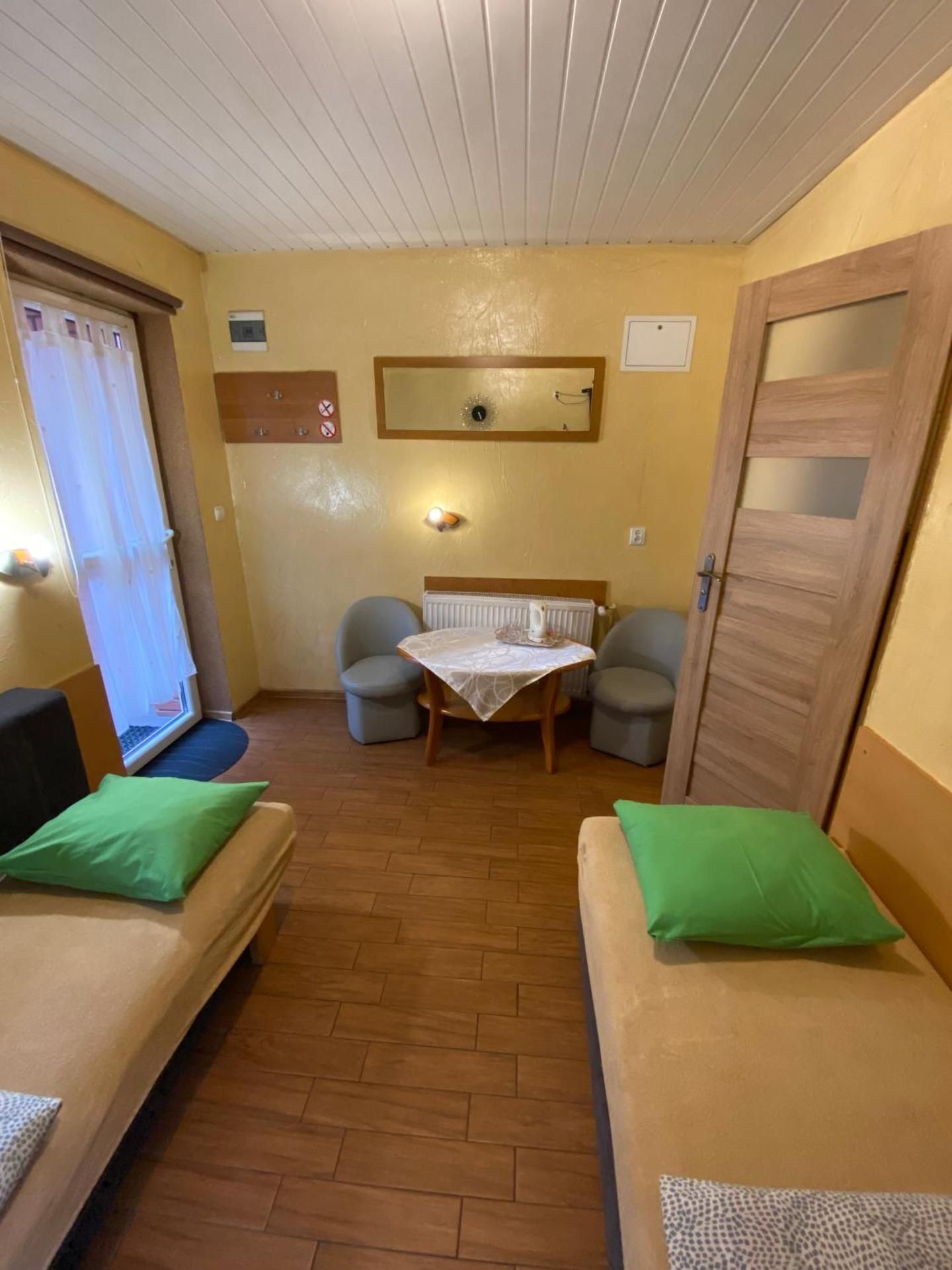 Single Room With Private Bathroom