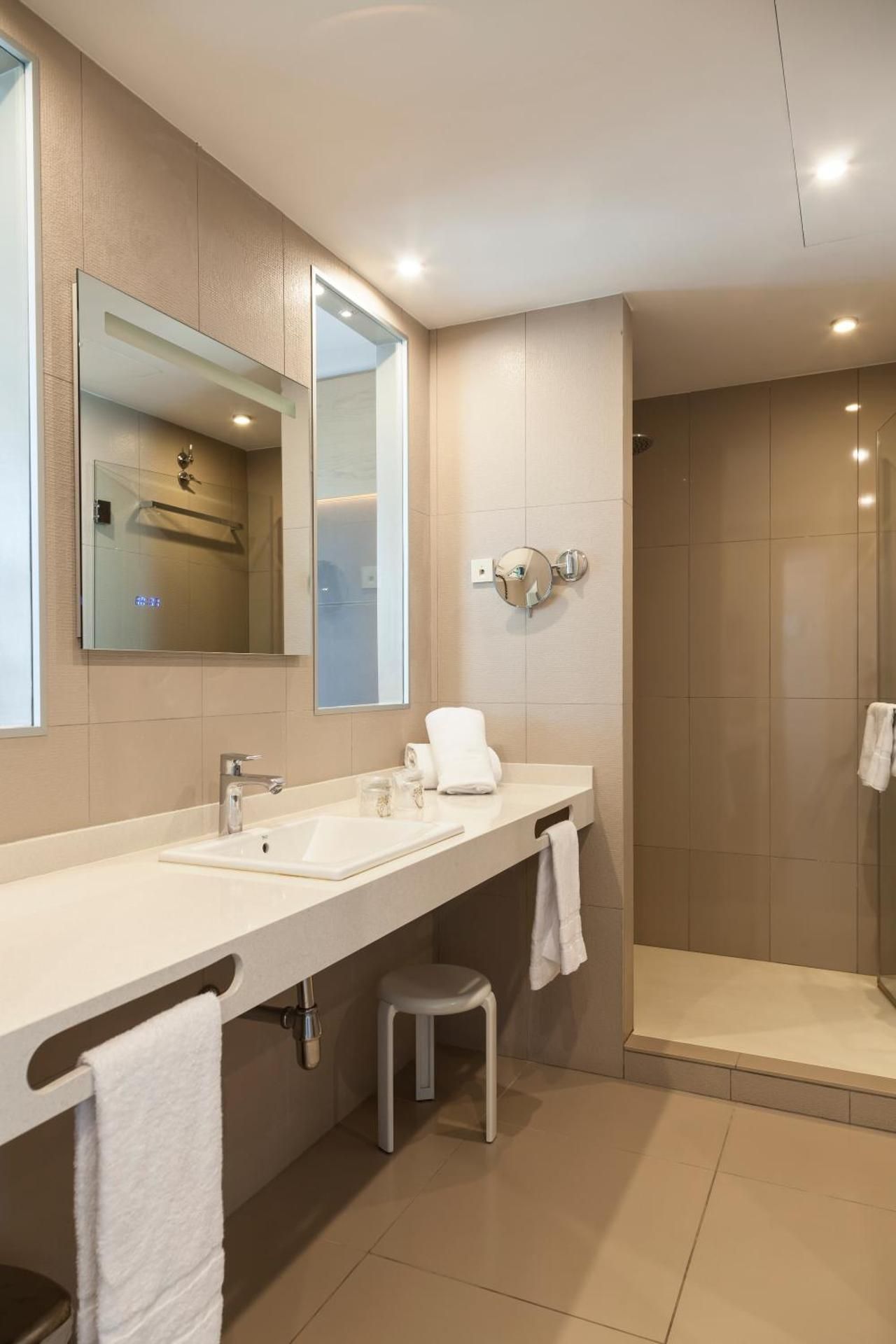 2 Single Beds, Nonsmoking Terace, View, Air Conditioning