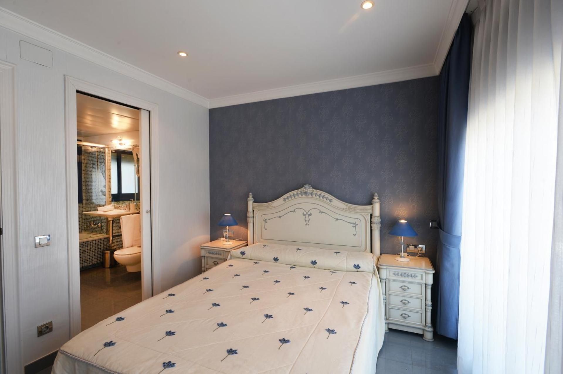 Superior Apartment (4 Adults)