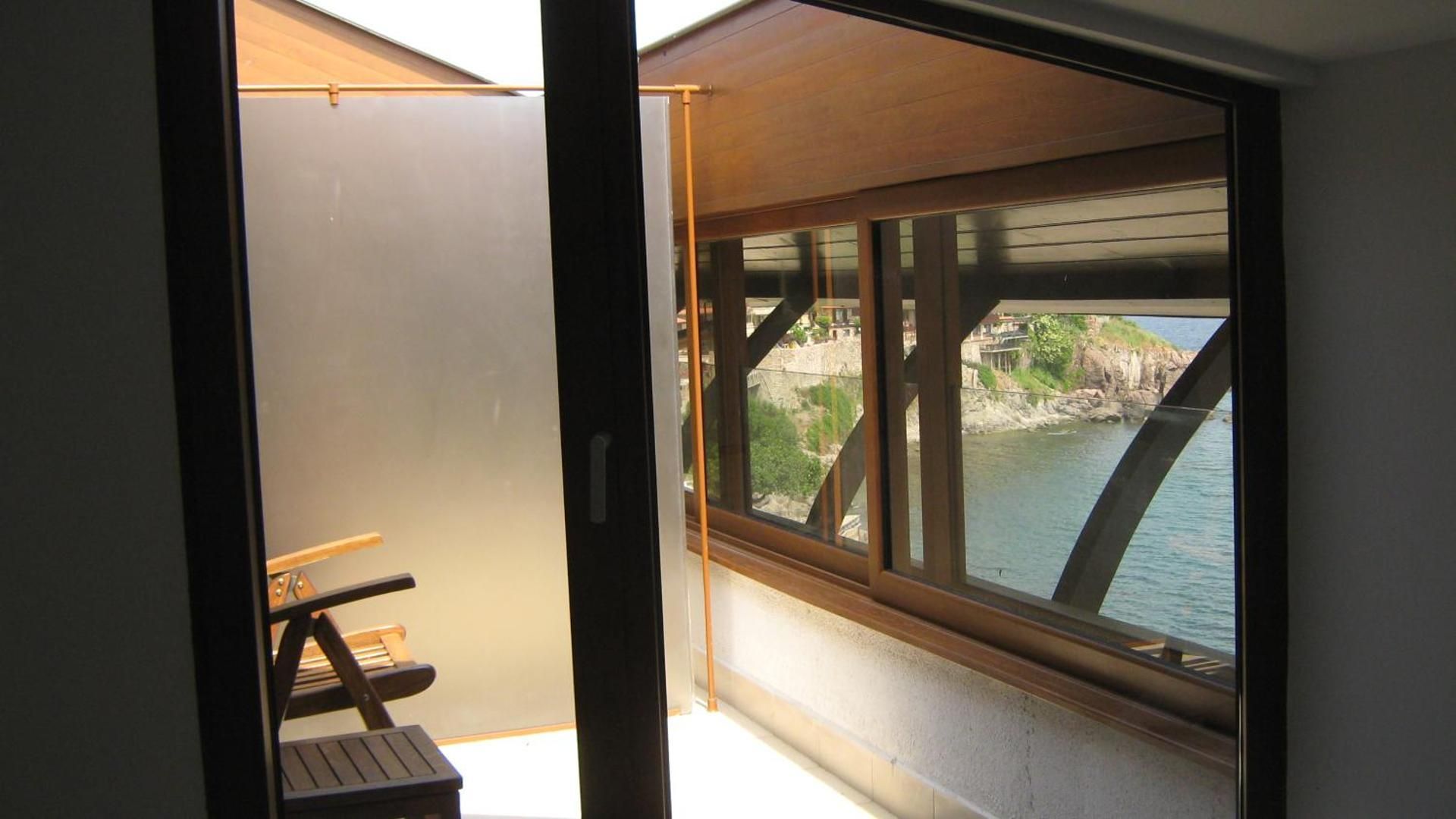 Two-Bedroom Apartment with Terrace