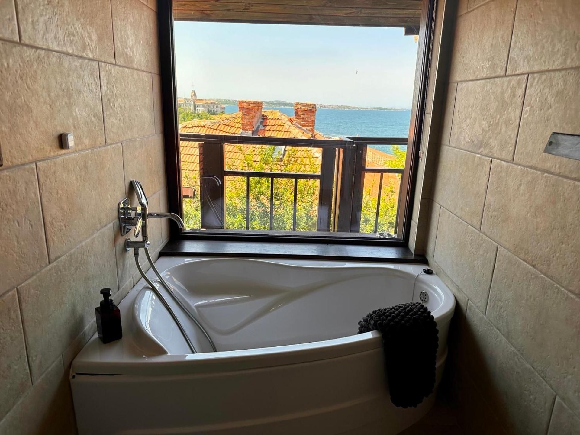 Family Two-Bedroom Apartment with View