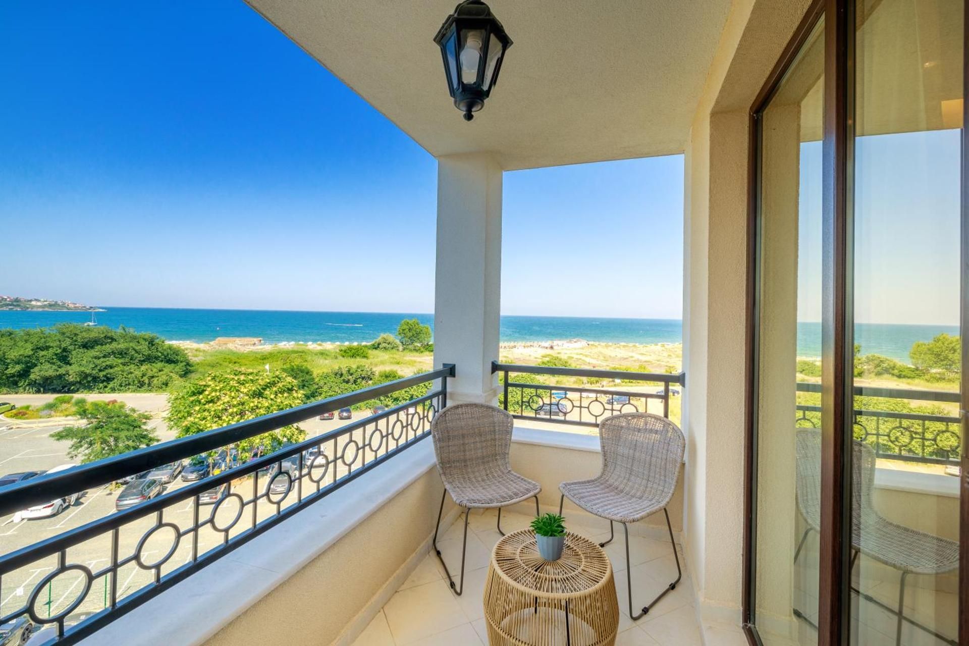 Junior Suite with Balcony