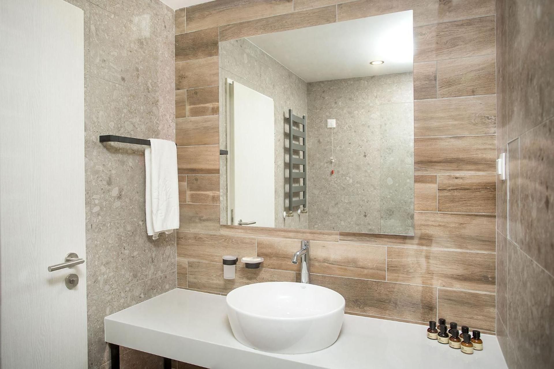 Grand Deluxe Double Room with Balcony and Sea View