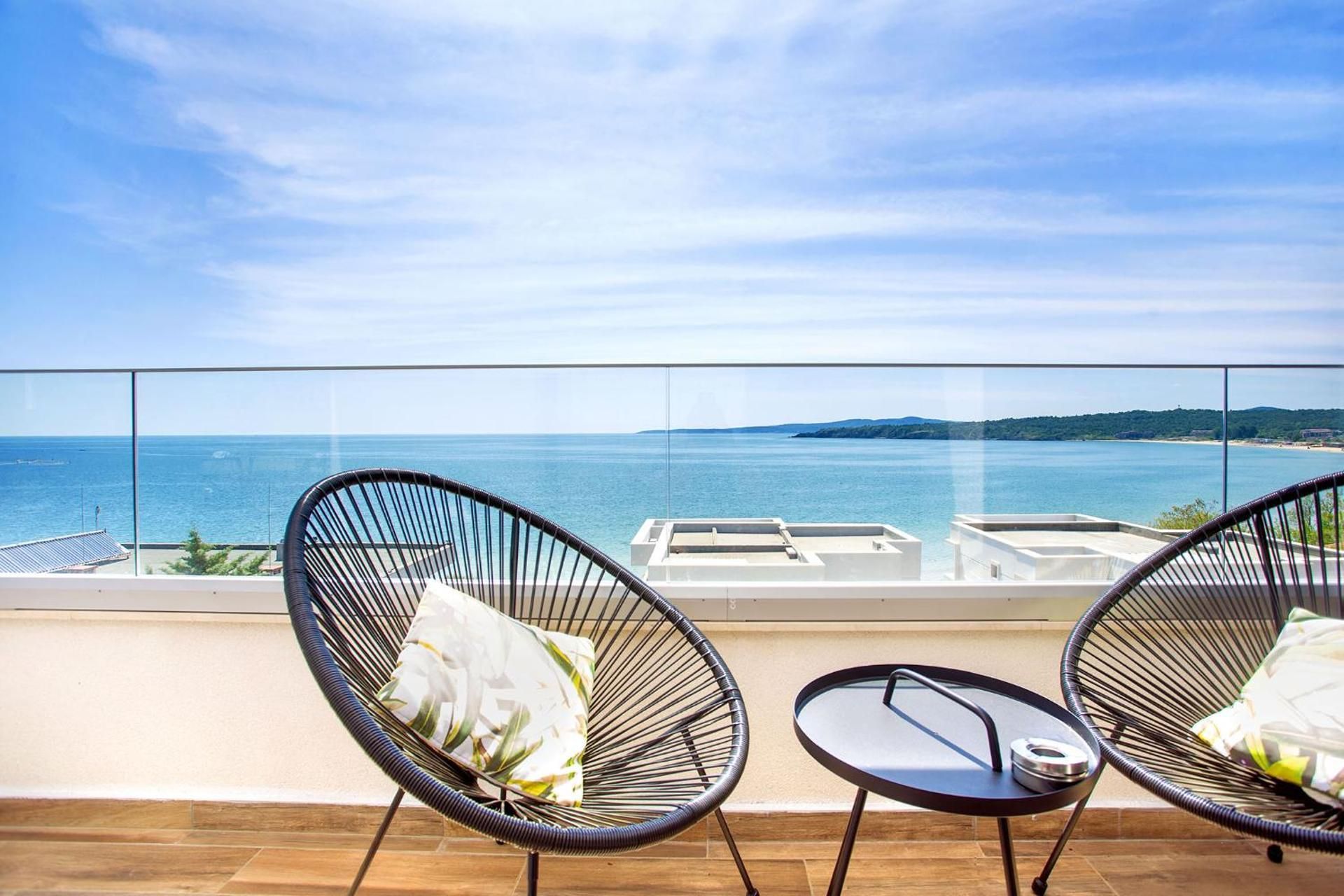 Grand Deluxe Double Room with Balcony and Sea View