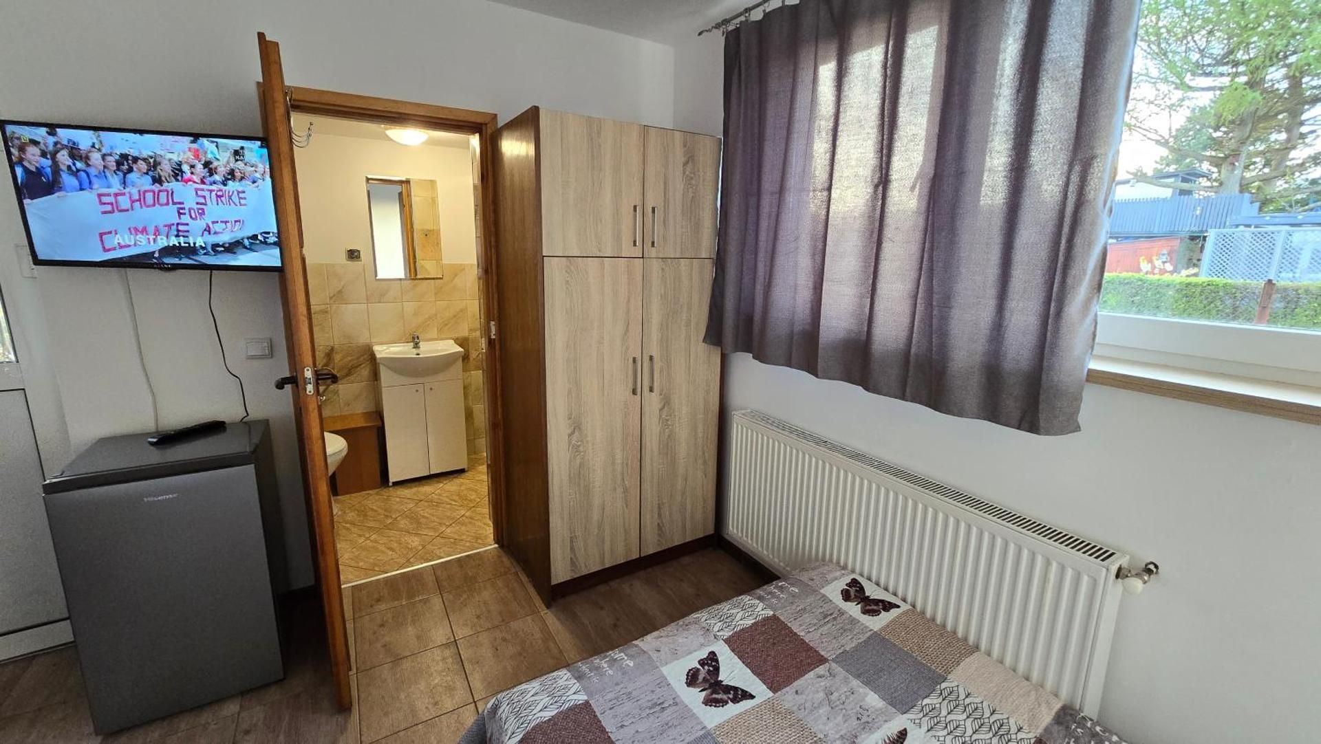 Triple Room with Private Bathroom