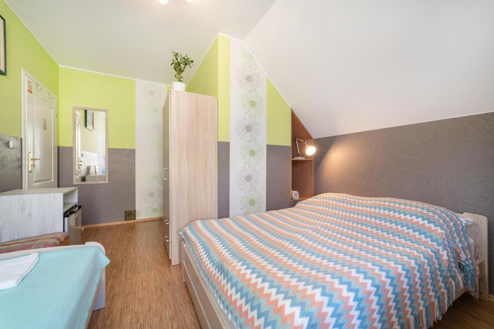 Triple Room with Bathroom