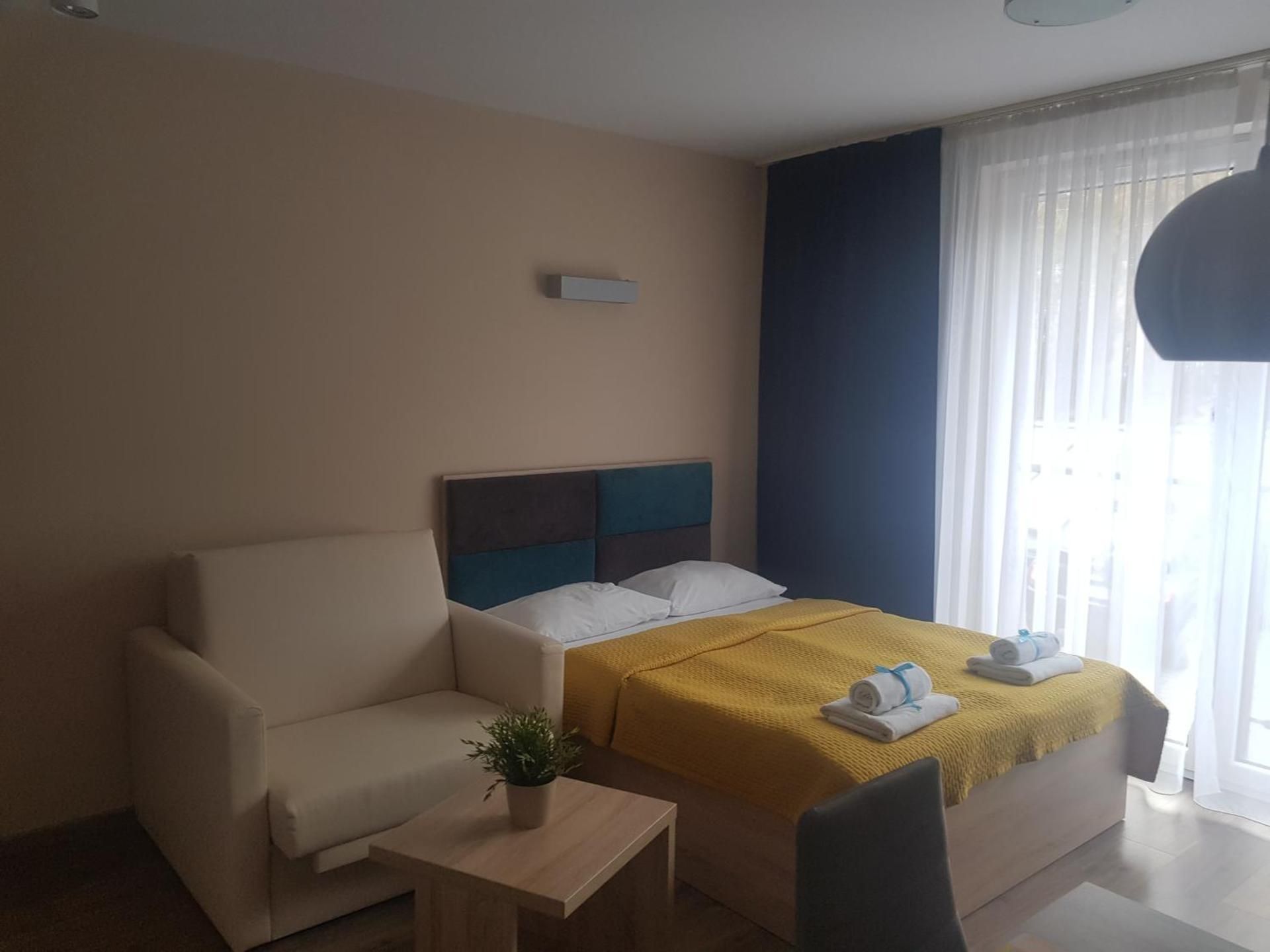 Studio Apartment
