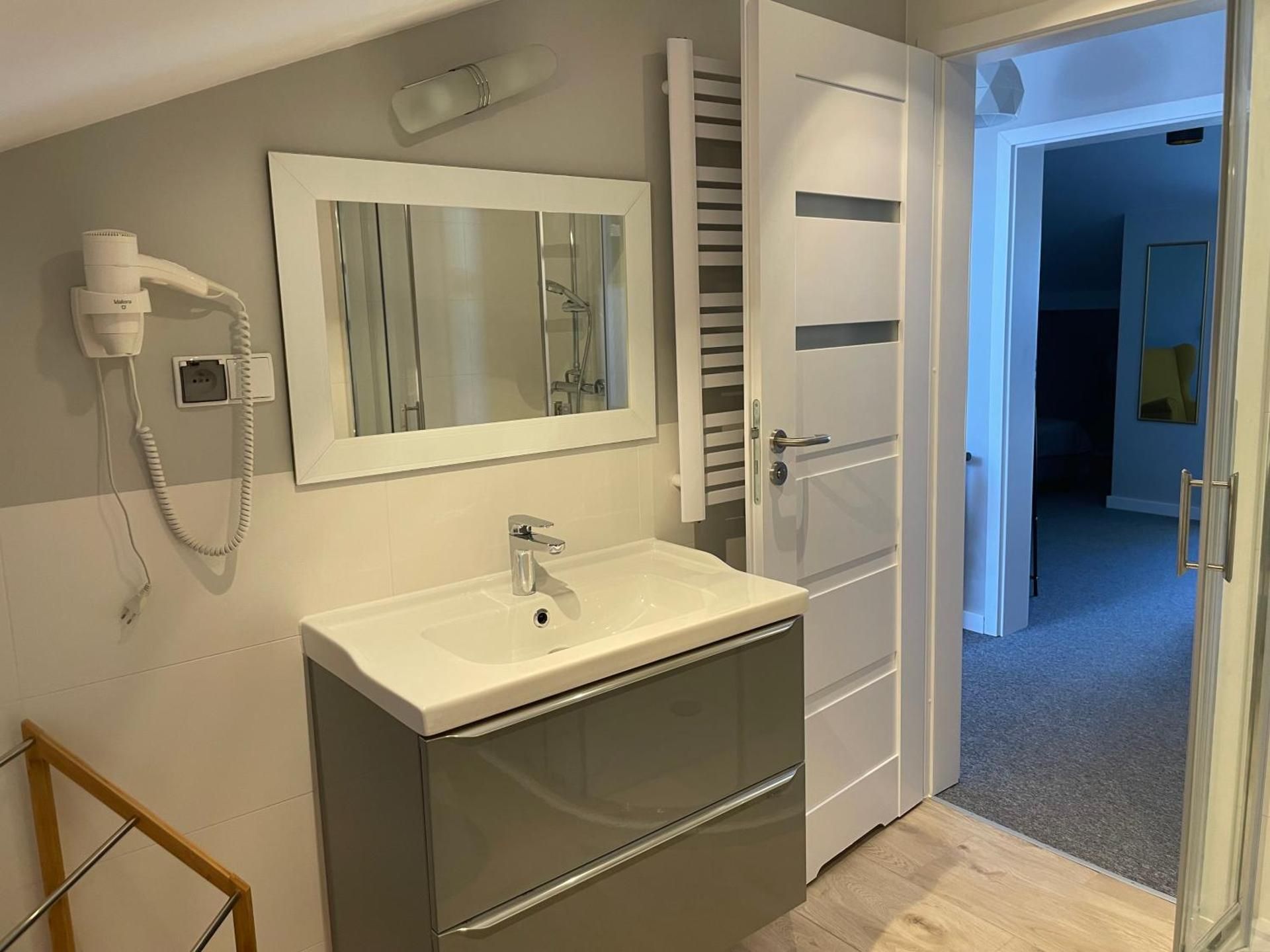 Superior One-Bedroom Apartment with Balcony