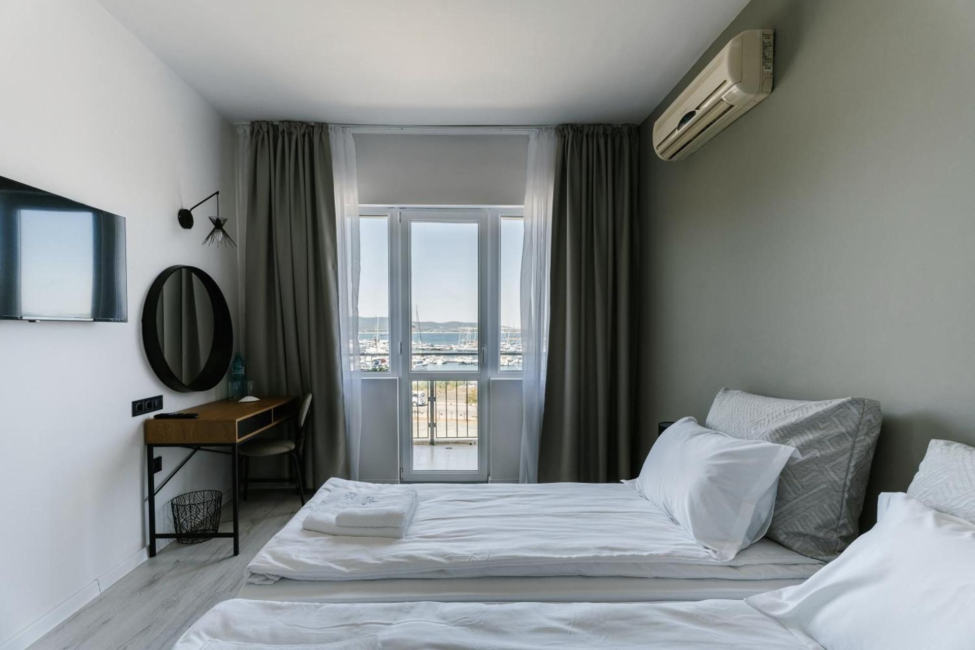Double or Twin Room with Harbor View