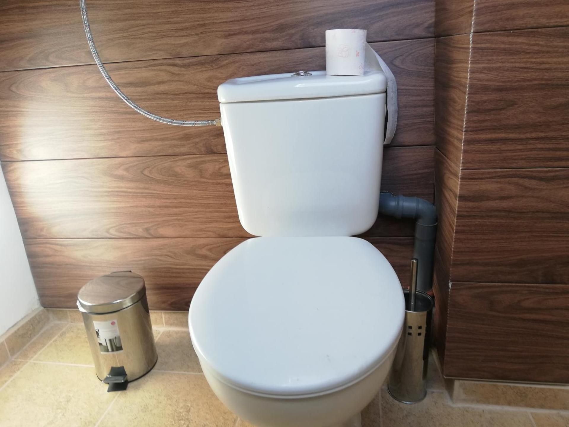 Guest Room Asparuh Twin Room - Attic