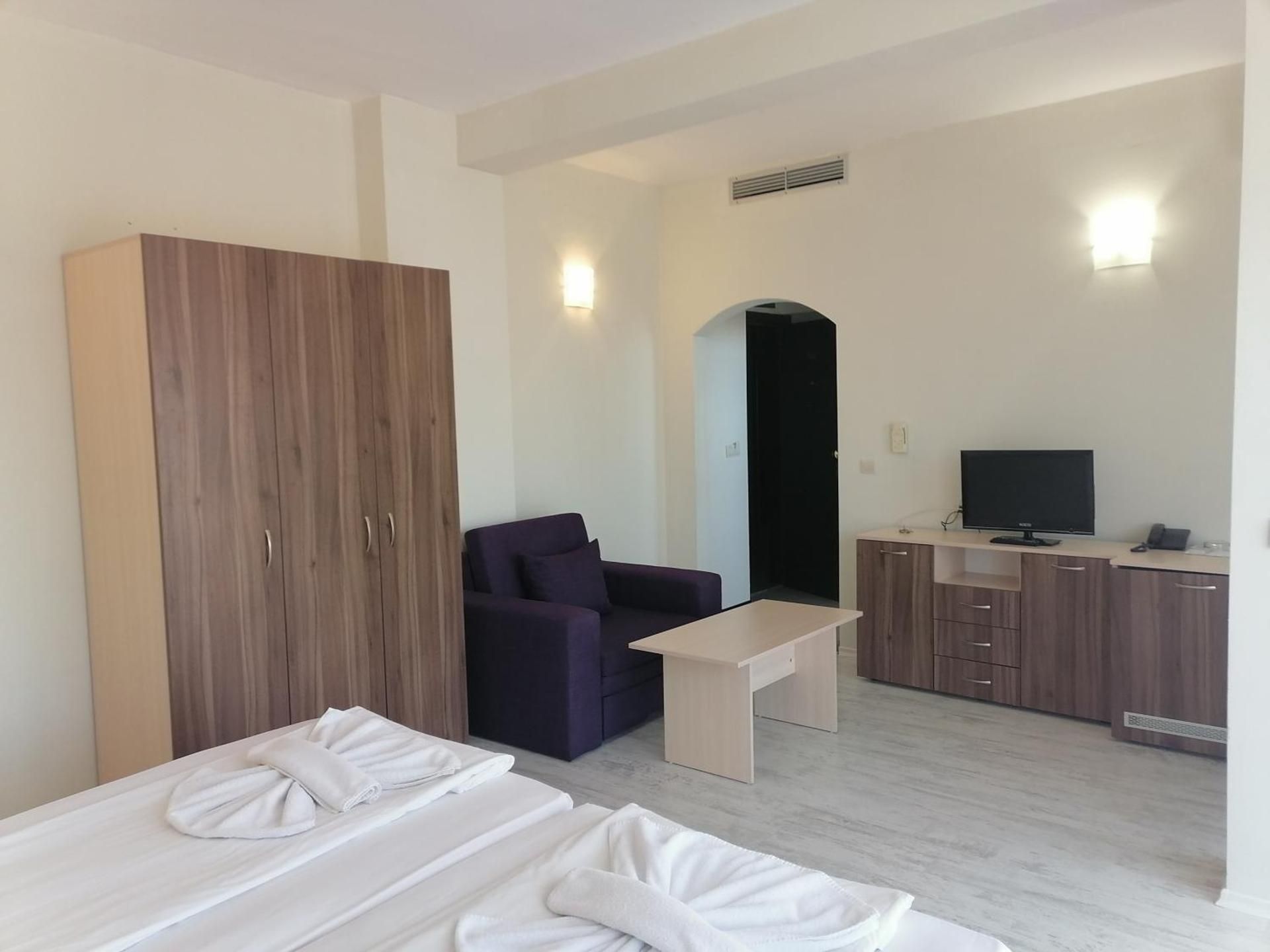 Twin Room with Balcony