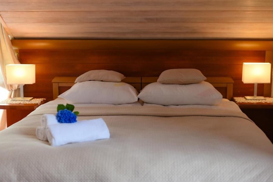 Deluxe Family Suite