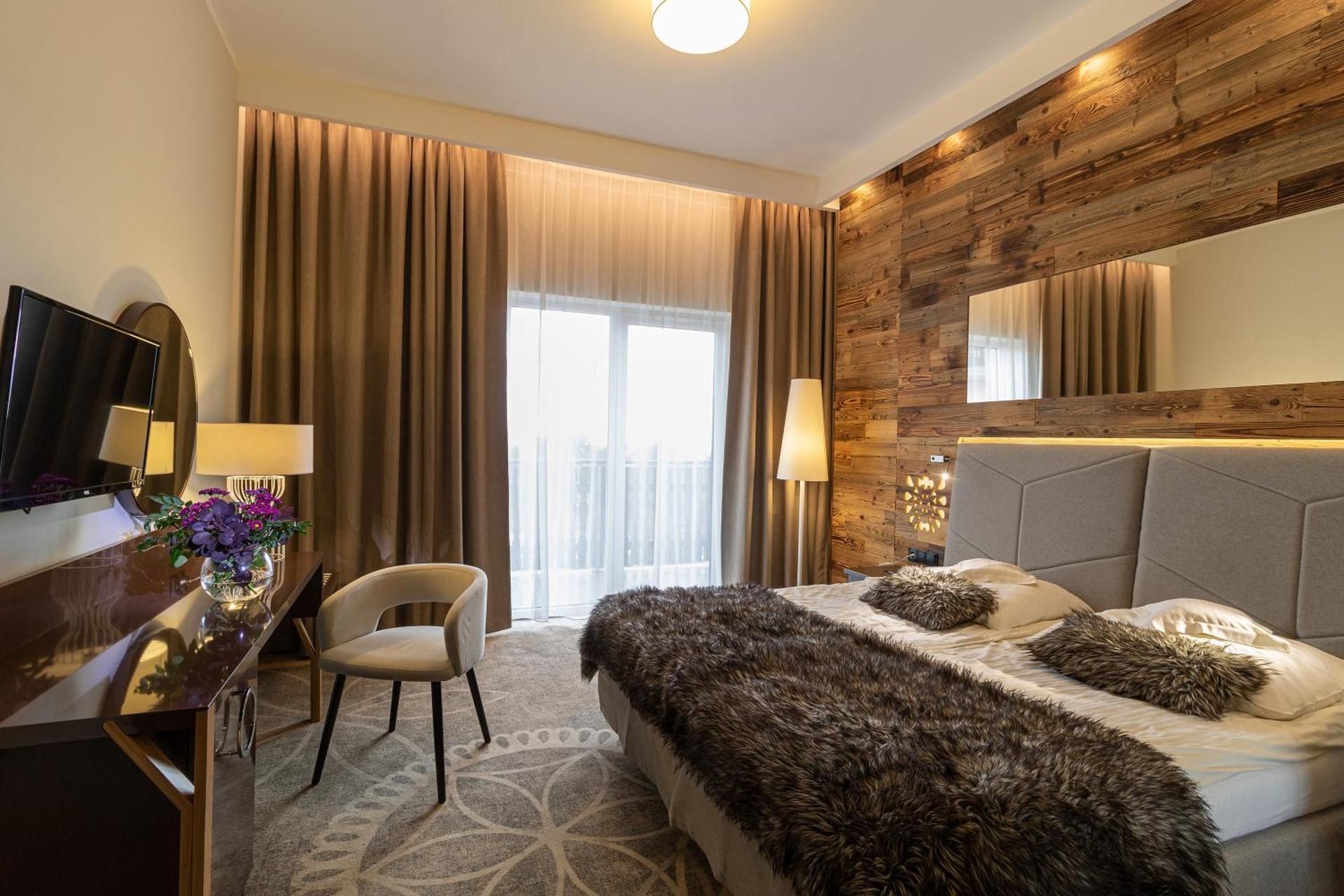 Studio with Two Bedrooms
