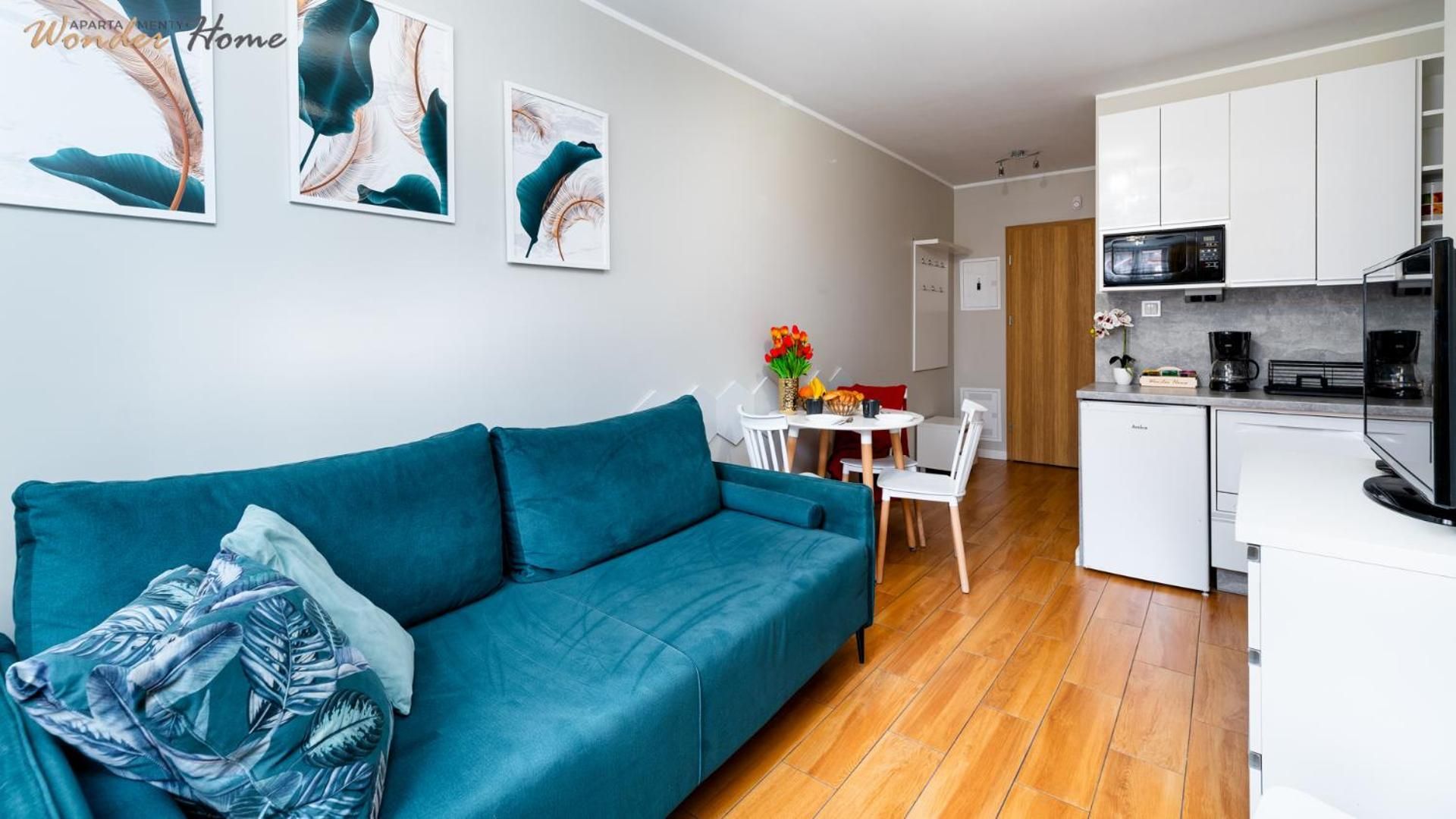 One-Bedroom Apartment with Balcony
