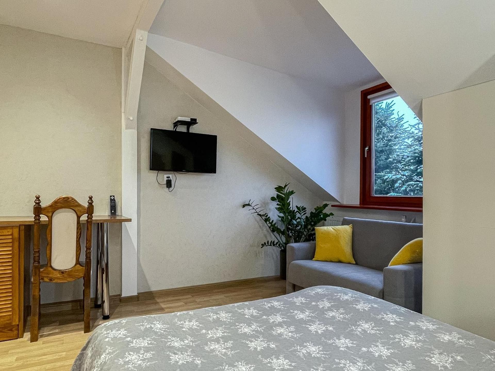 Triple Room with Mountain View