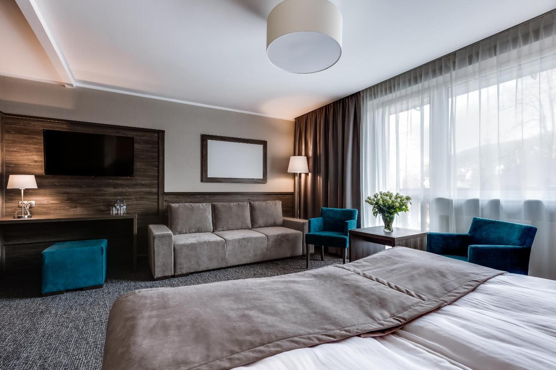 Prestige Room