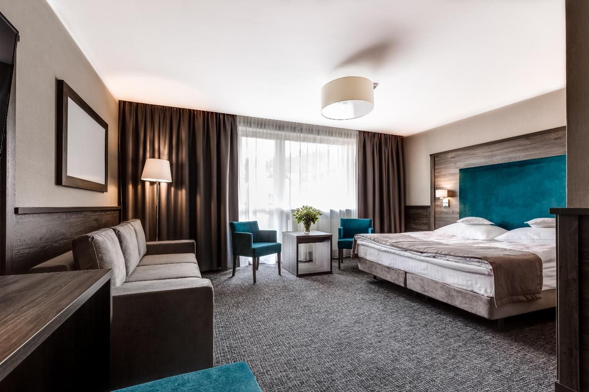 Prestige Room