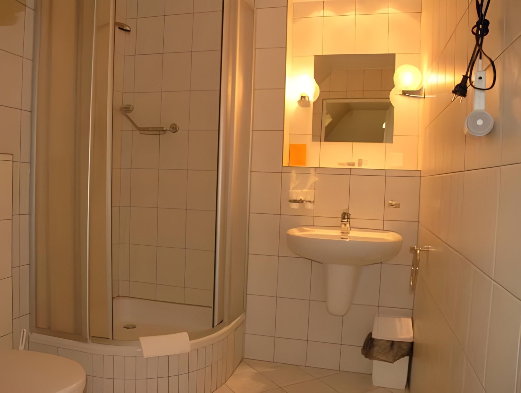 Three-Bedroom Apartment (6 Adults)