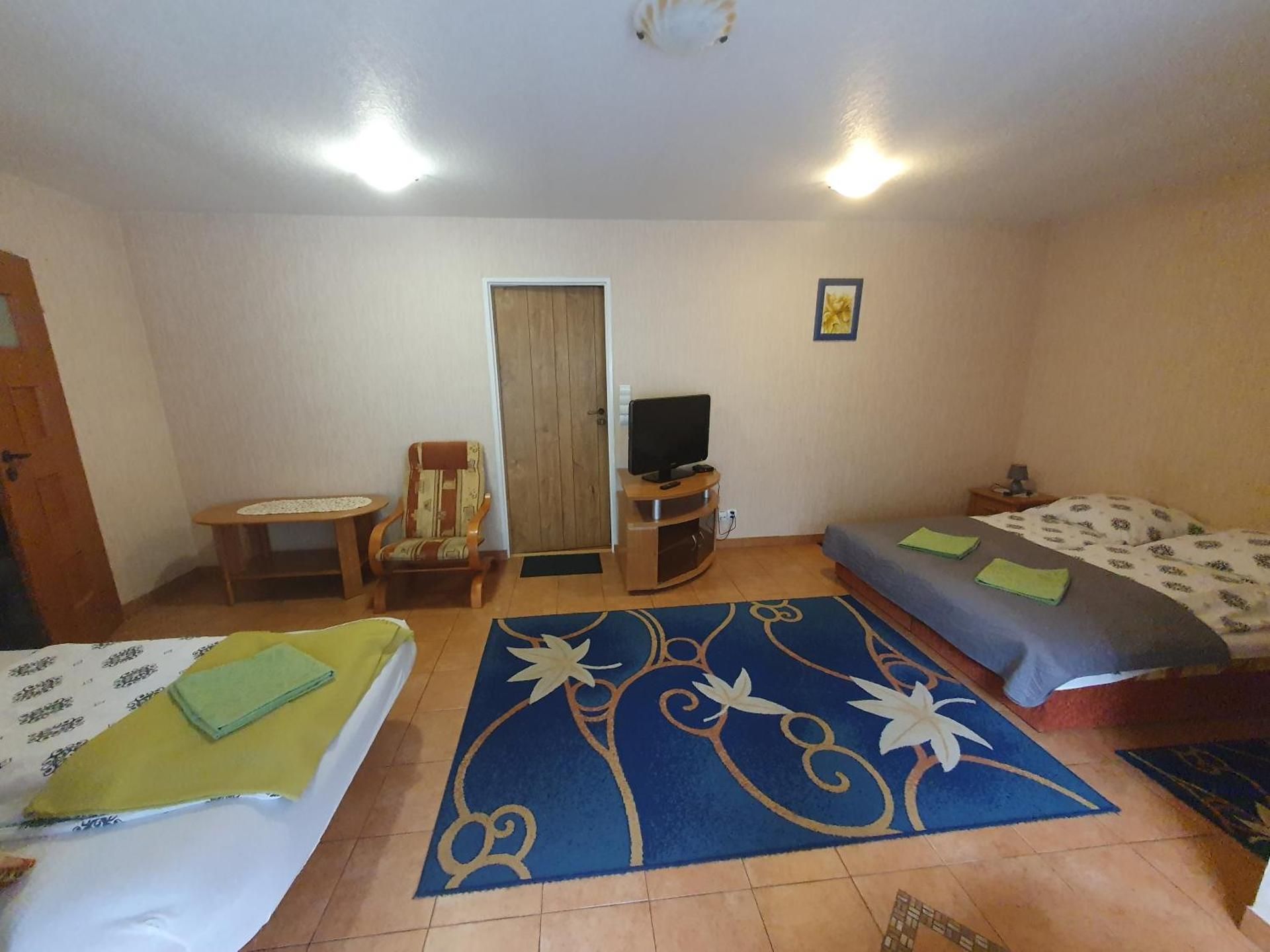 Triple Room