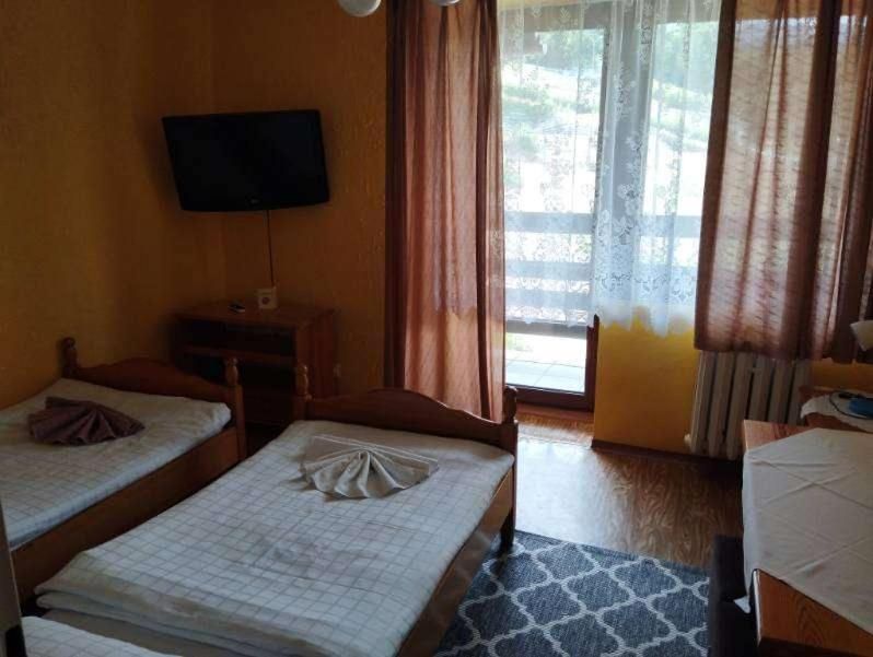 Triple Room with Bathroom