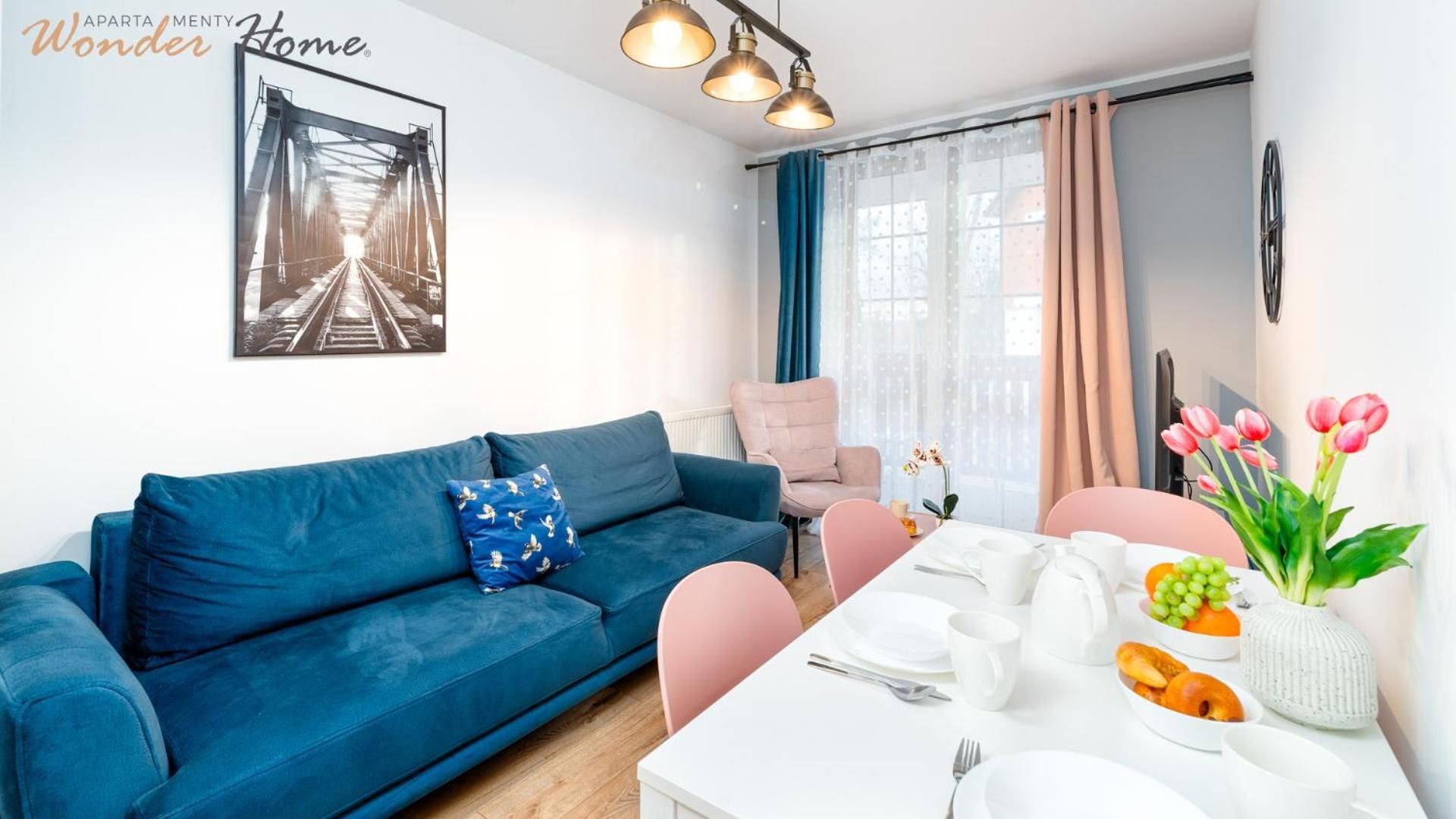 One-Bedroom Apartment with Balcony