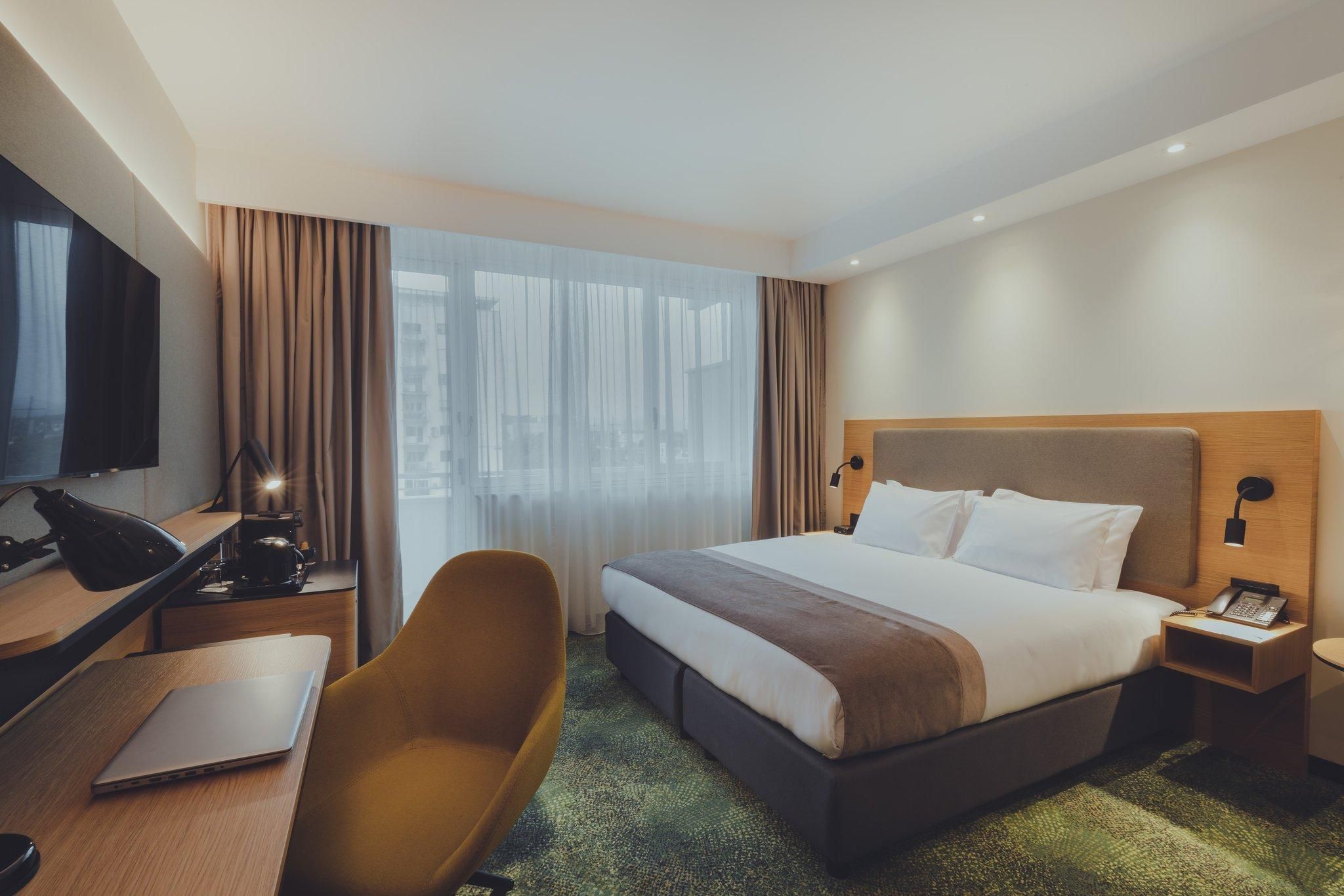 1 Executive Double Smoking