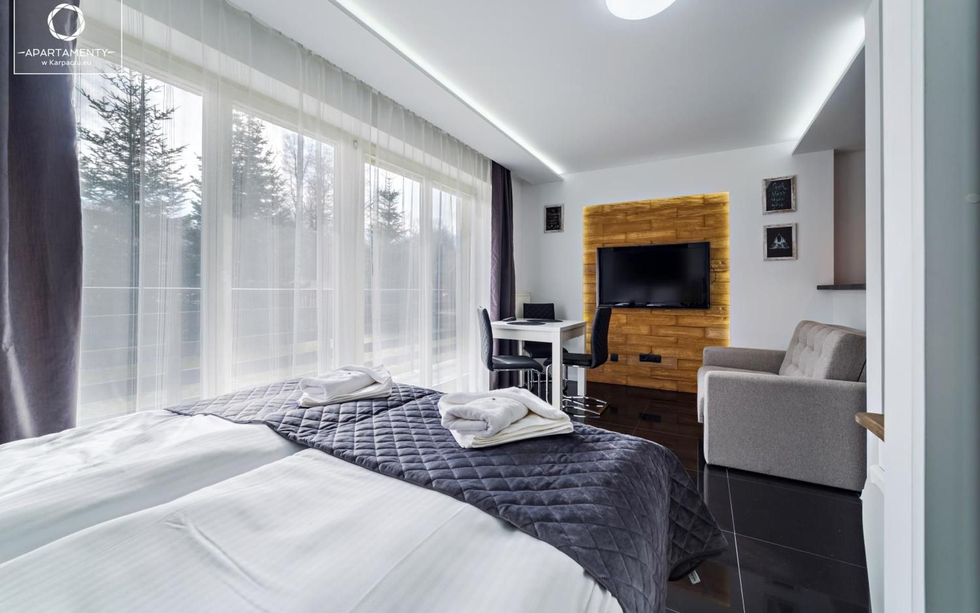 Studio Apartment (Klubowy)