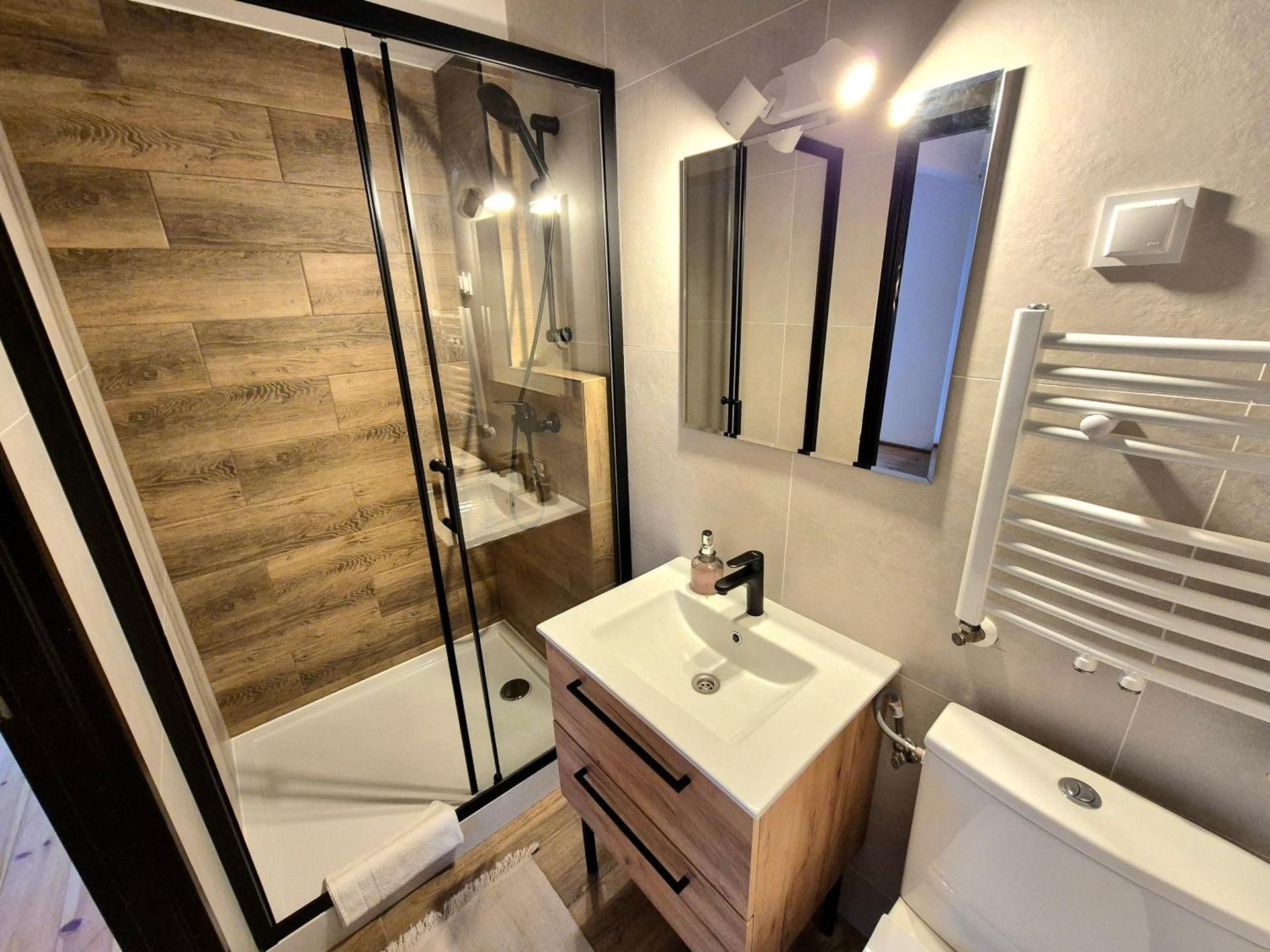 Quadruple Room with Mountain View