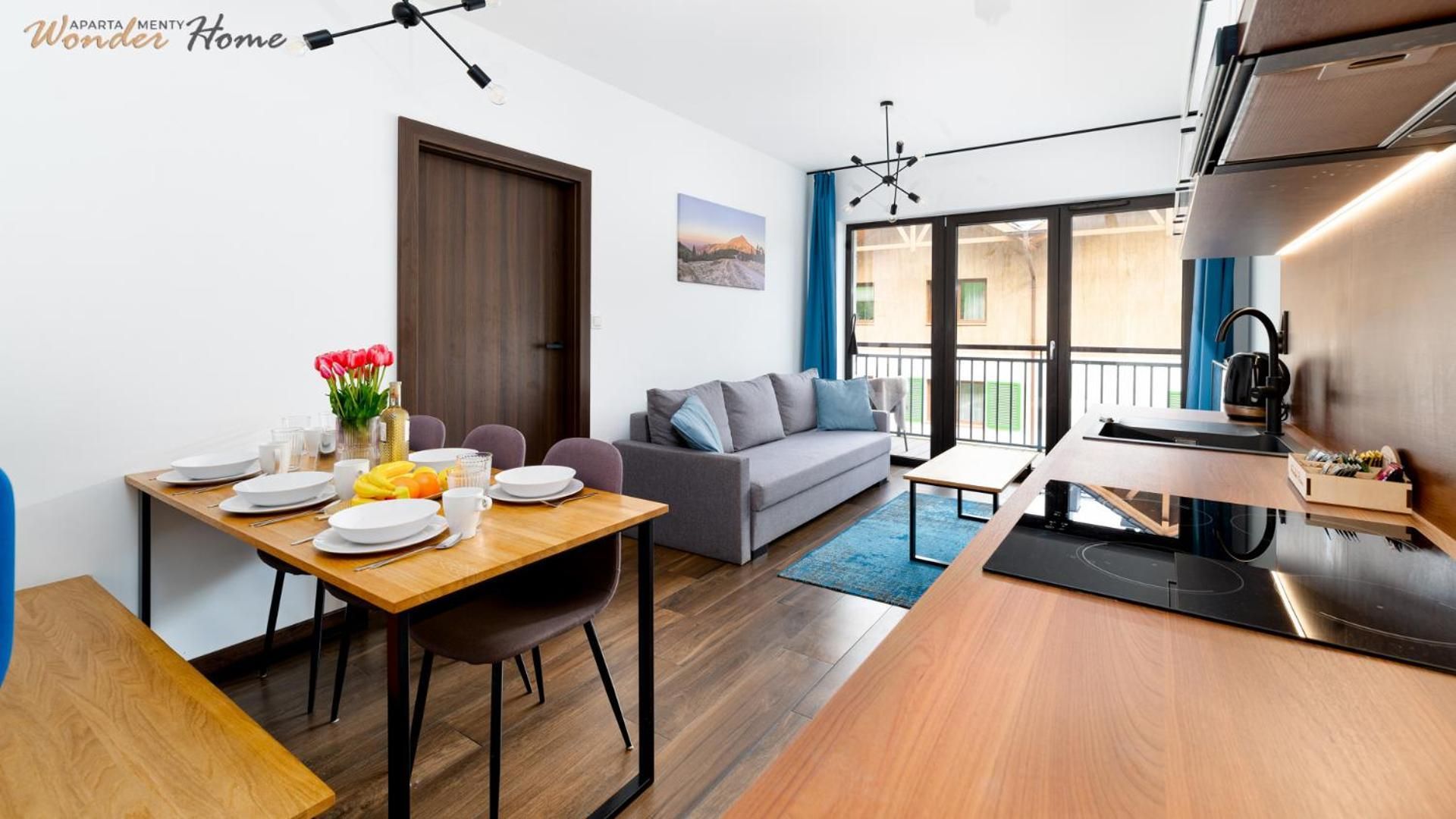 Two-Bedroom Apartment with Balcony (Turkusowy II)