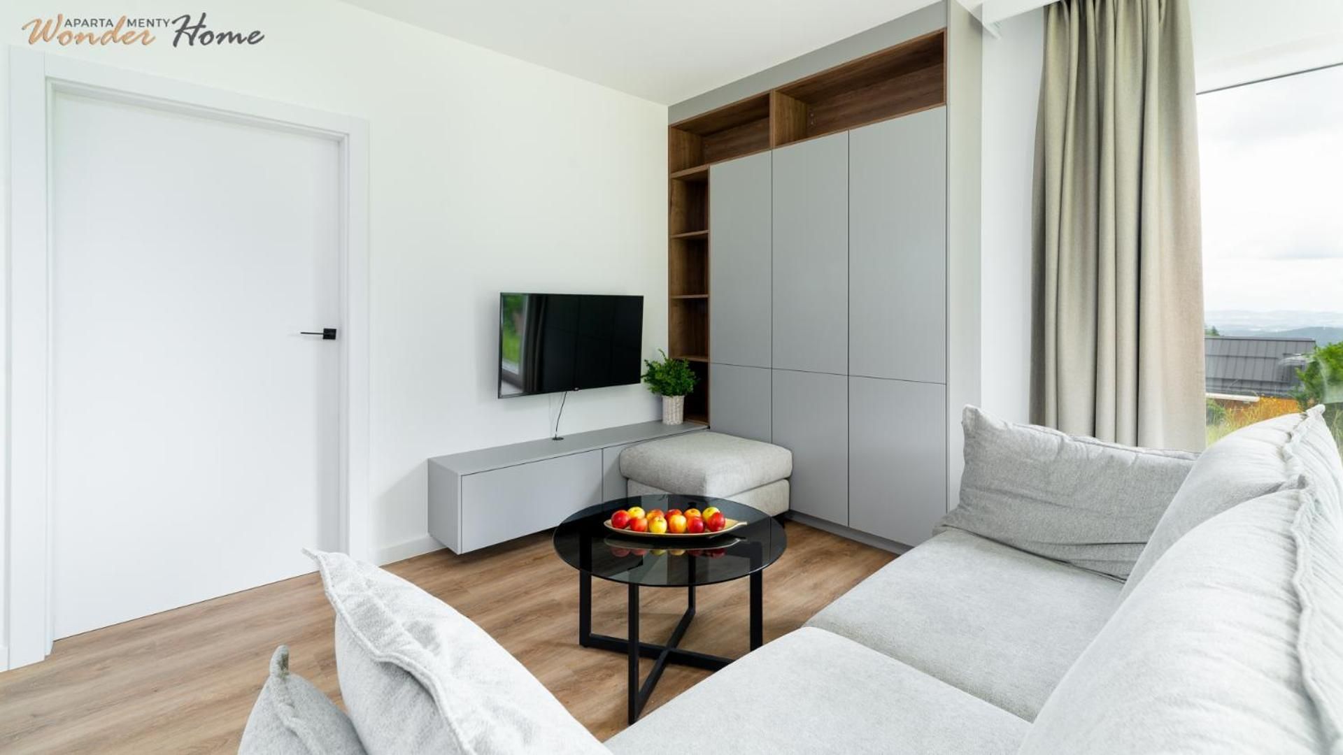 Moonlight -Two-Bedroom Apartment