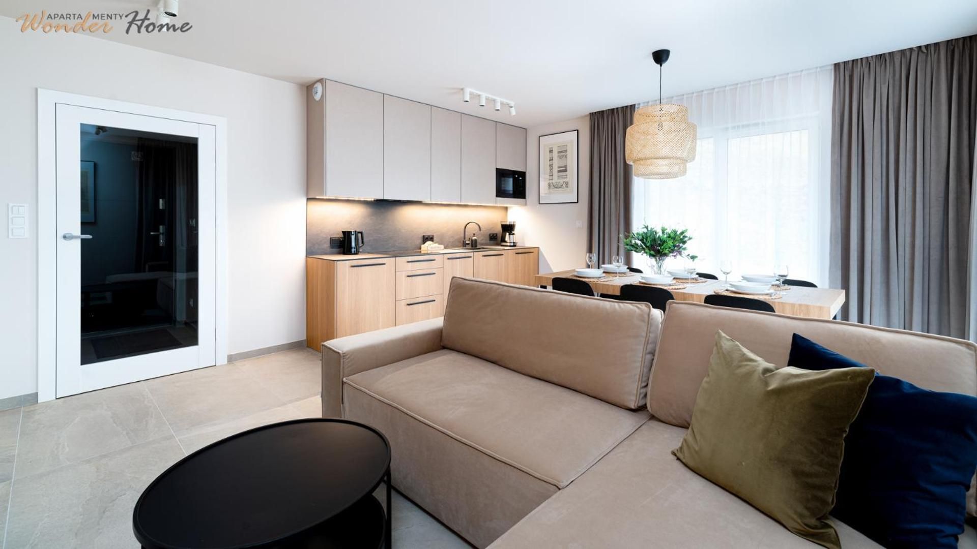 W Chmurach - Two-Bedroom Apartment