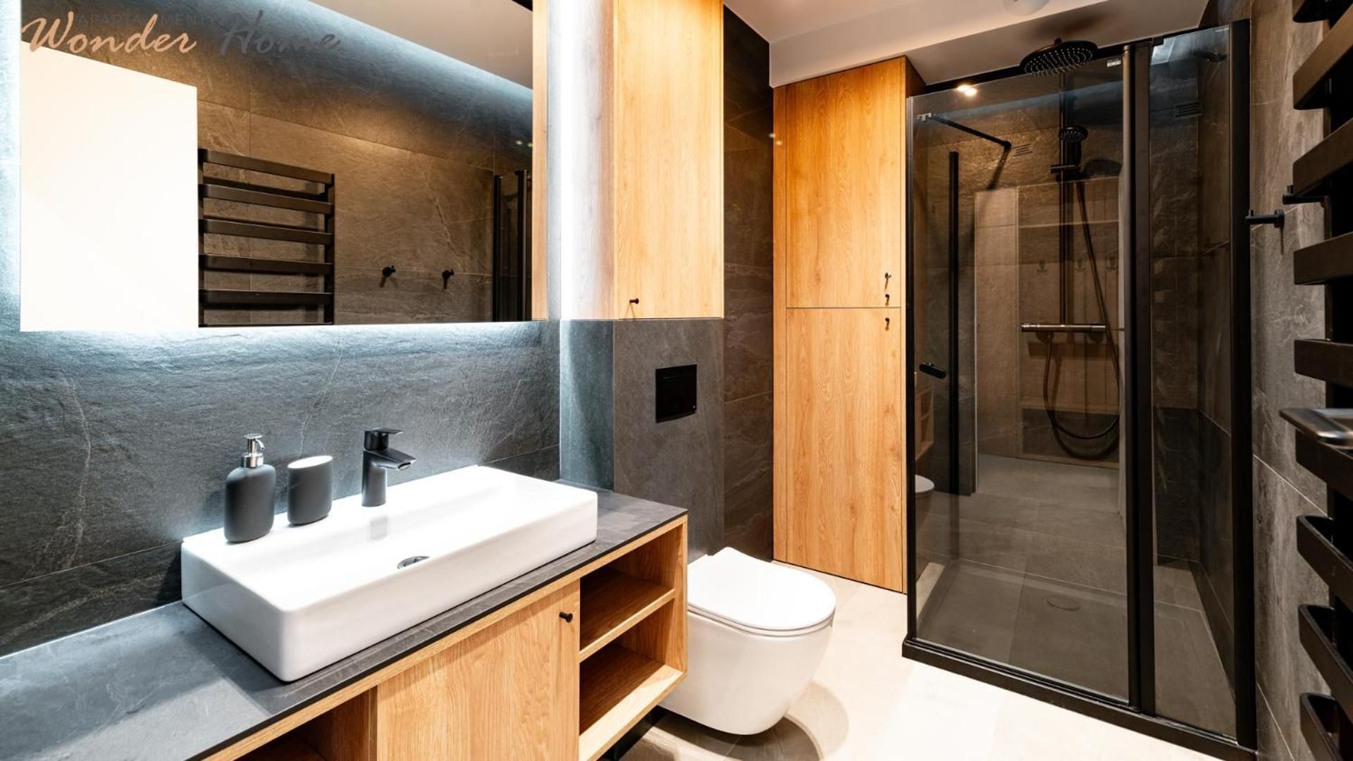 Apartment - Split Level