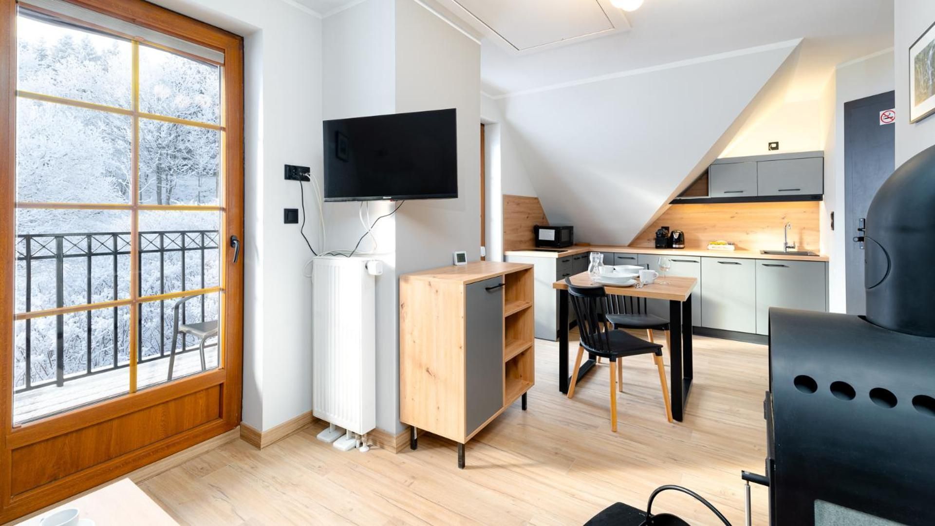 Studio with Balcony