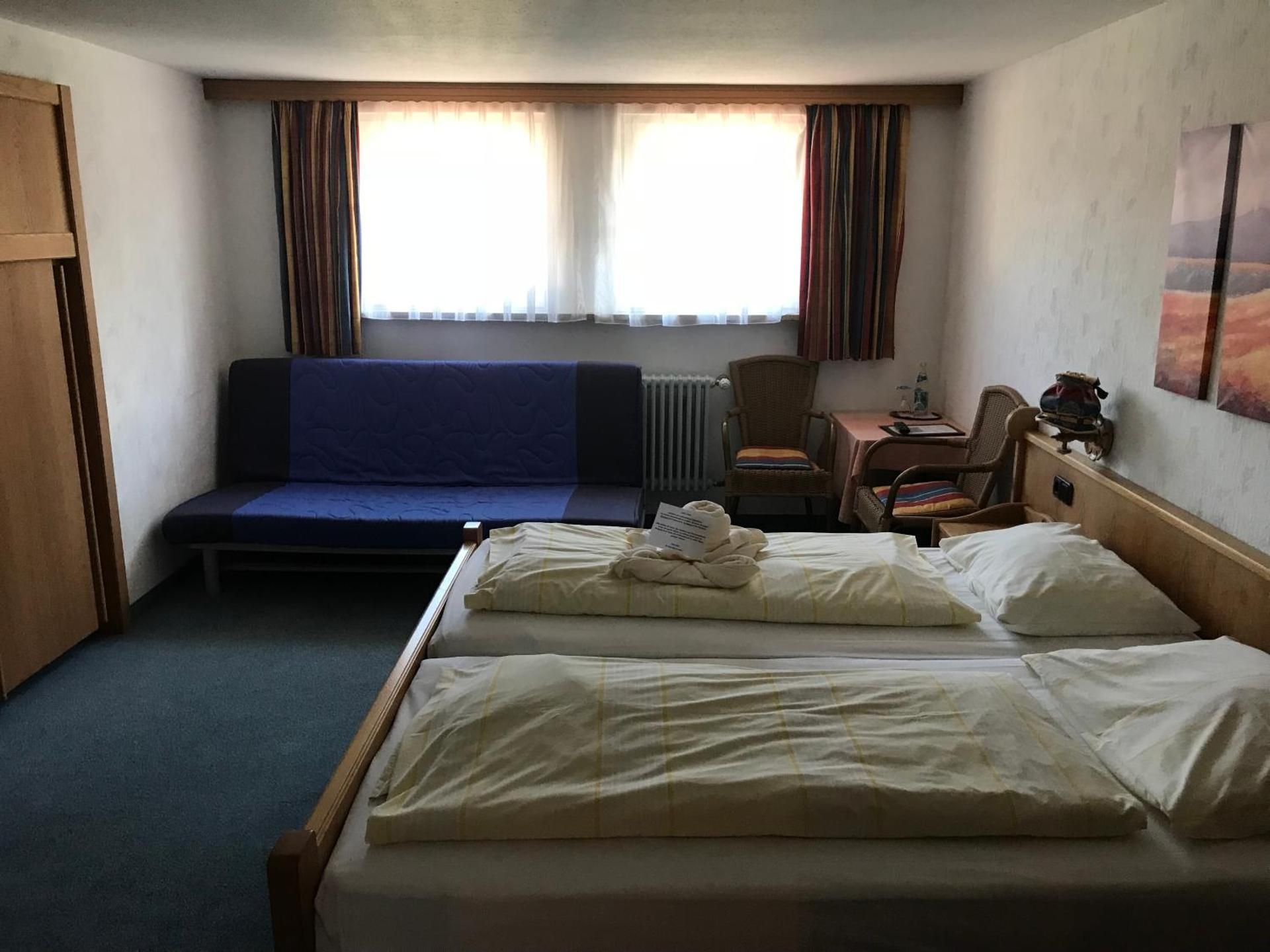 Single Room with Mountain View