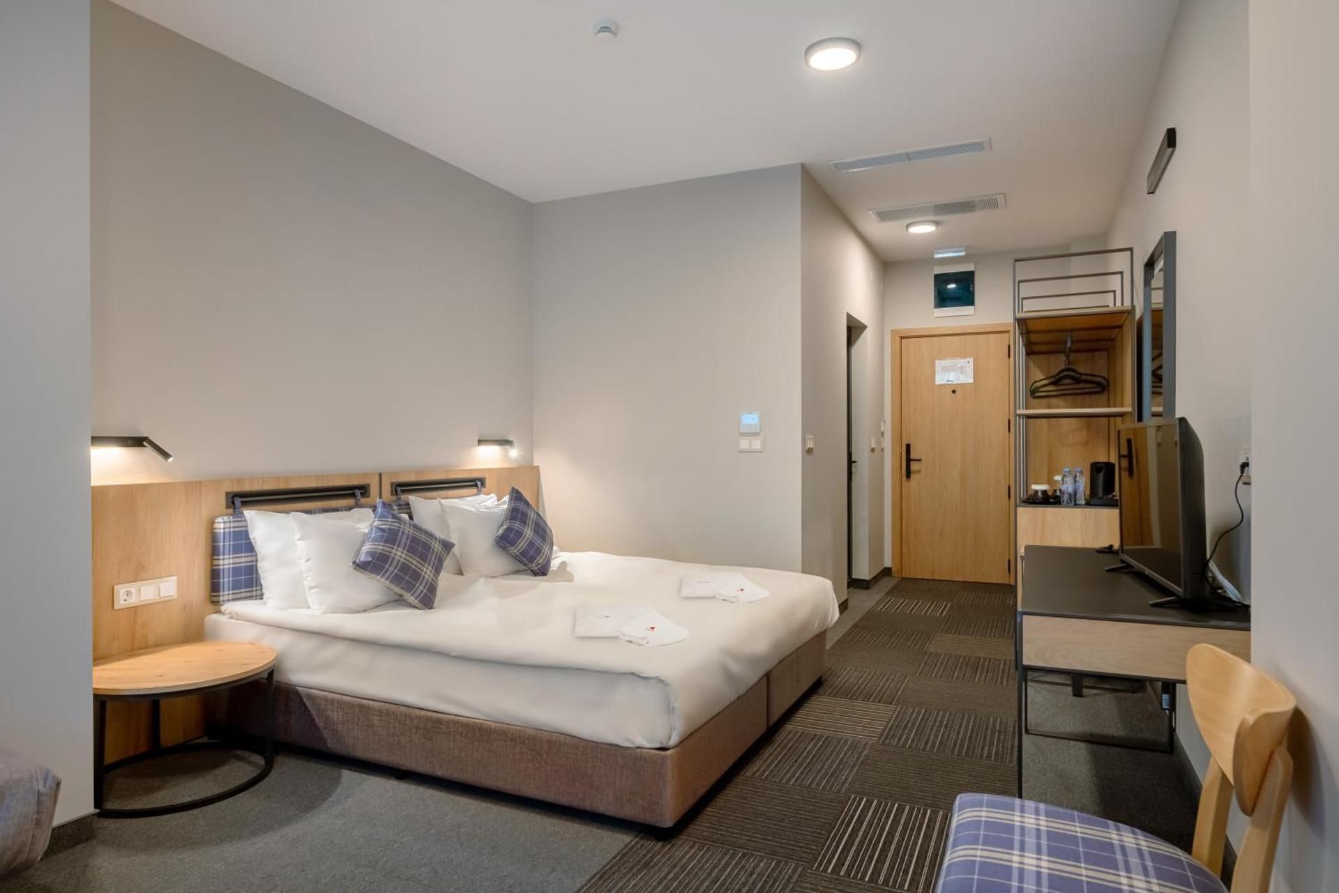 Economy Double Room with Access to Aquapark