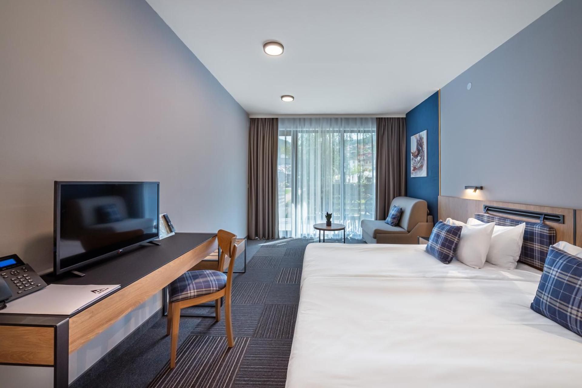 Deluxe Double or Twin Room with Balcony