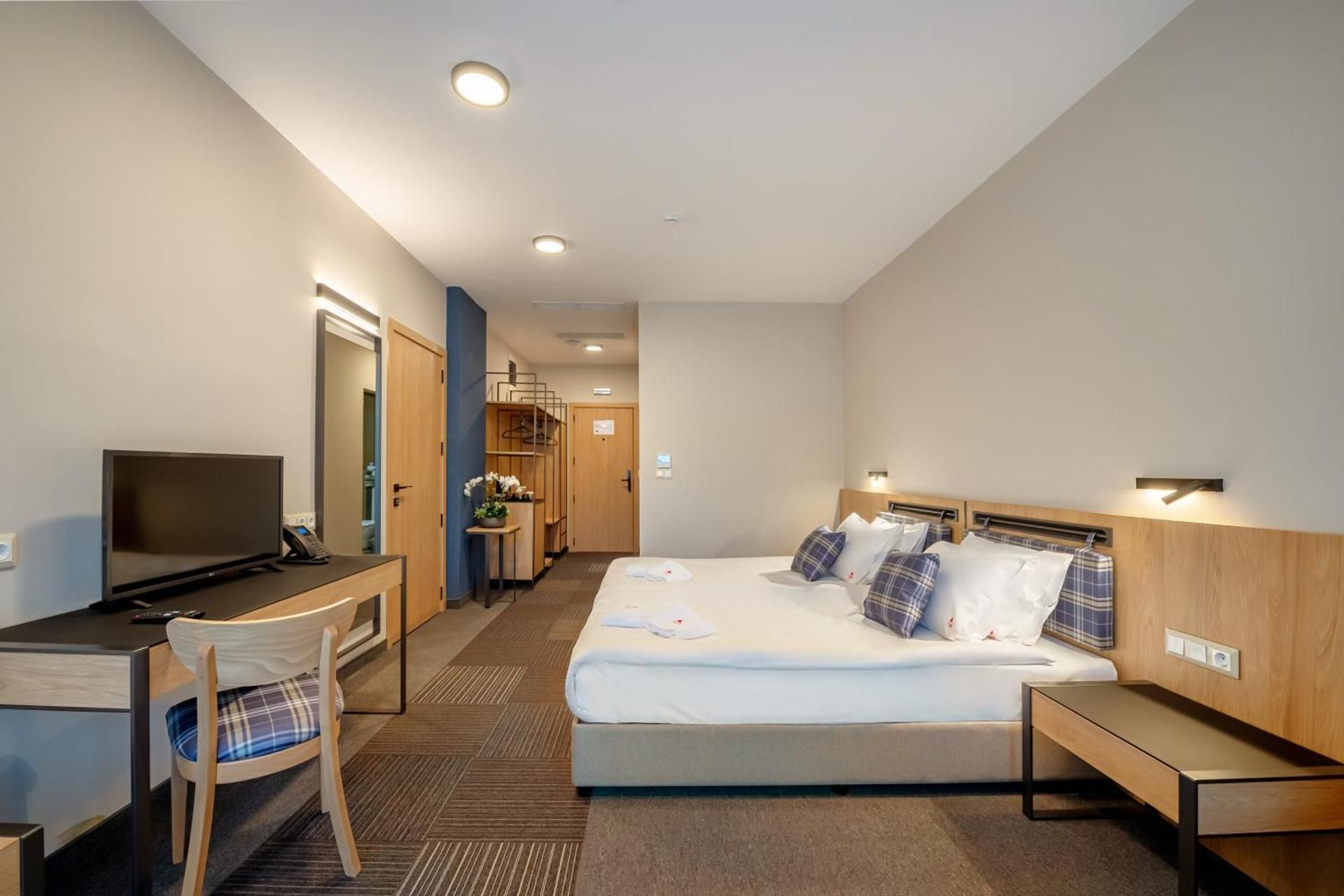 Economy Double Room with Access to Aquapark