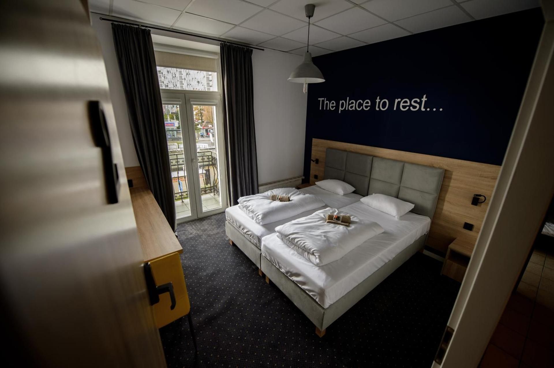 Large Double Room