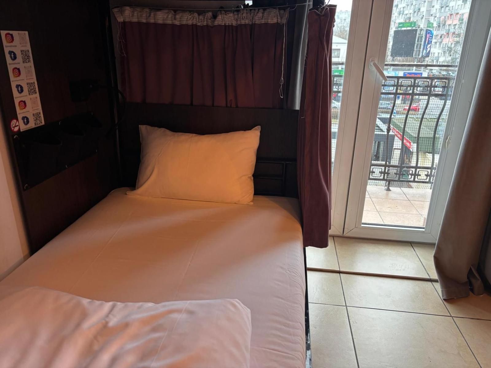 Single Bed in 6-Bed Dormitory Room