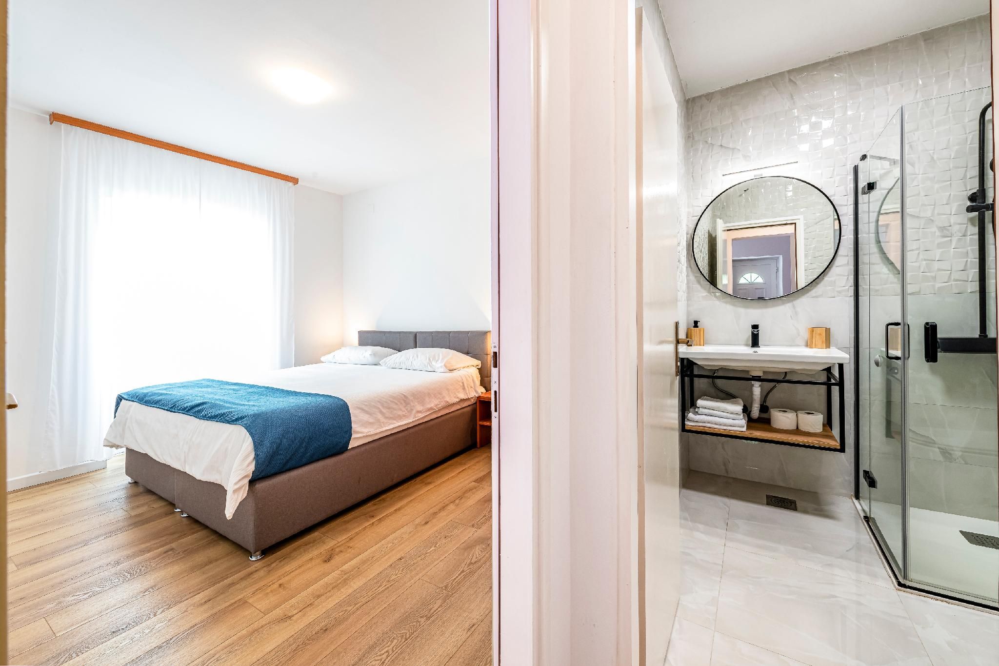 Apartment for 4 Adults with Kitchenette and Terrace