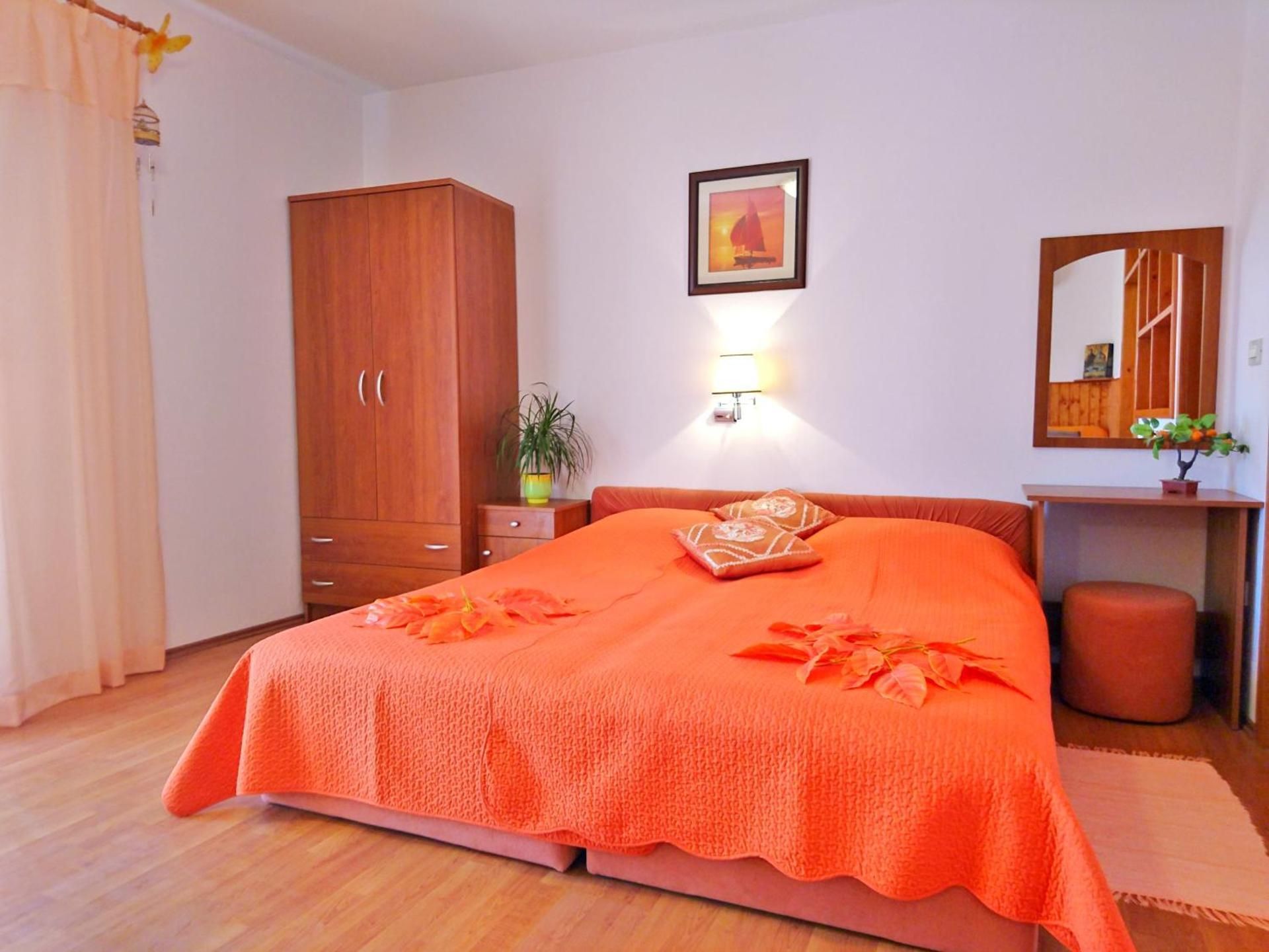 Comfort One-Bedroom Apartment with Balcony
